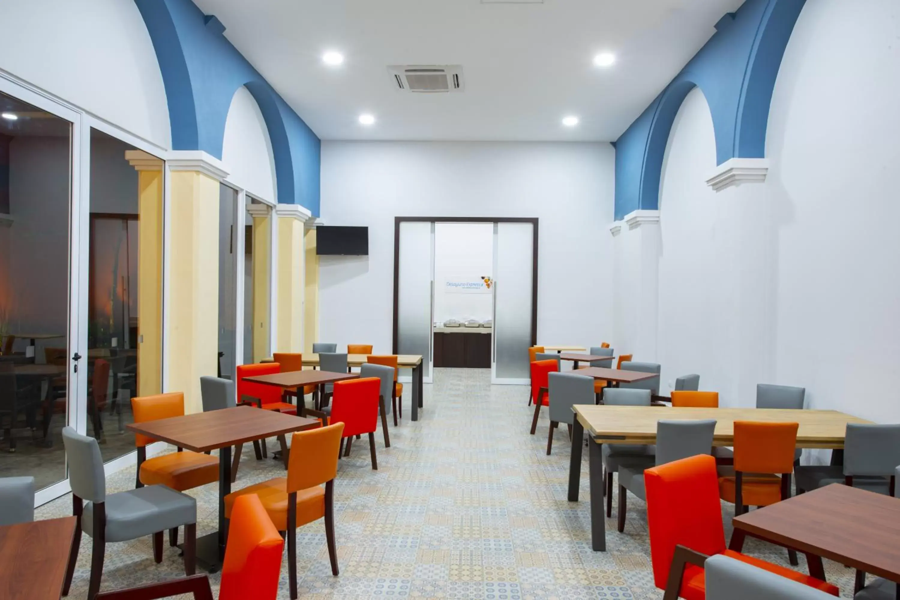 Breakfast in Holiday Inn Express Merida Centro by IHG Breakfast in Holiday Inn Express Merida Centro by IHG