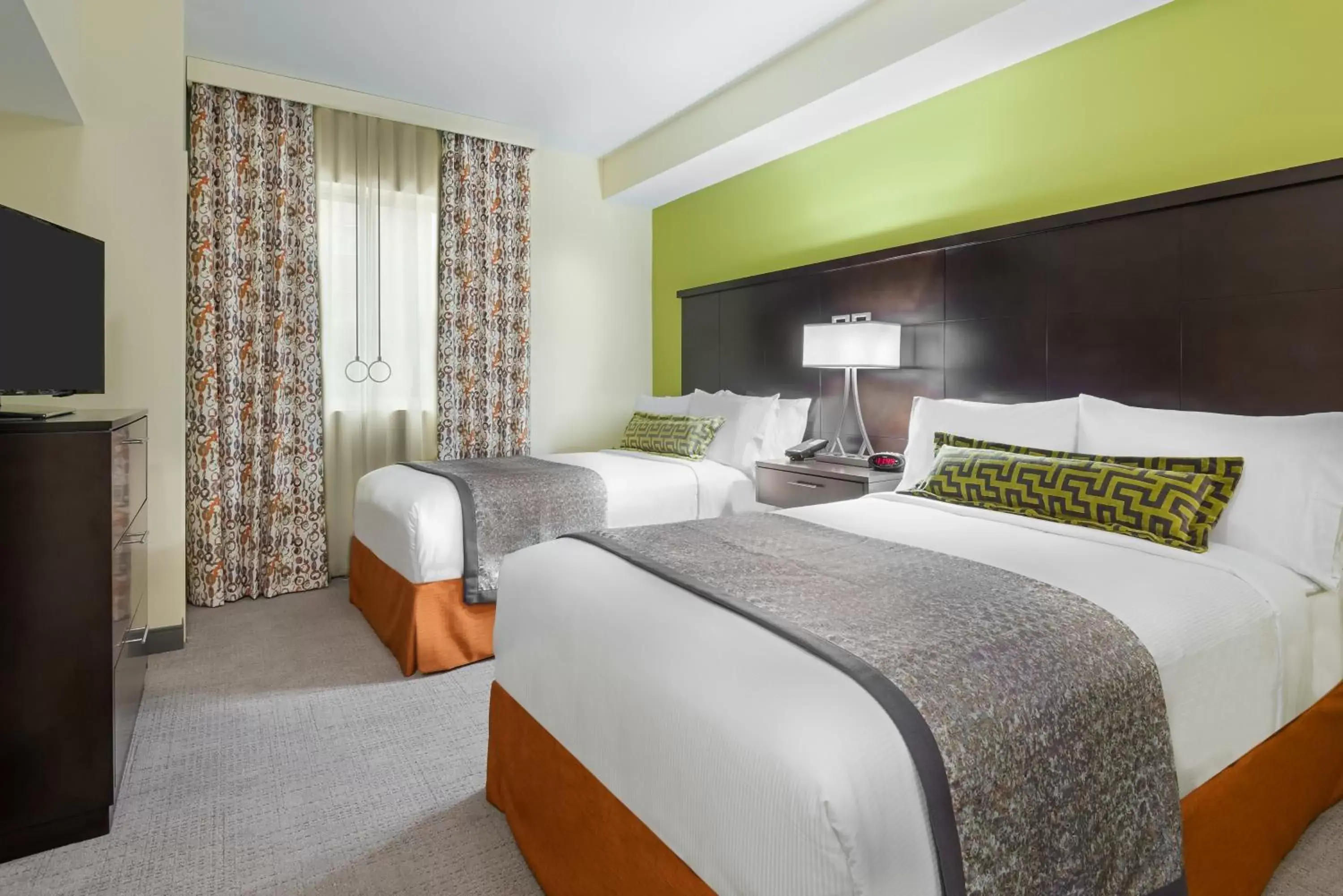 Photo of the whole room, Bed in Staybridge Suites - Miami International Airport, an IHG Hotel