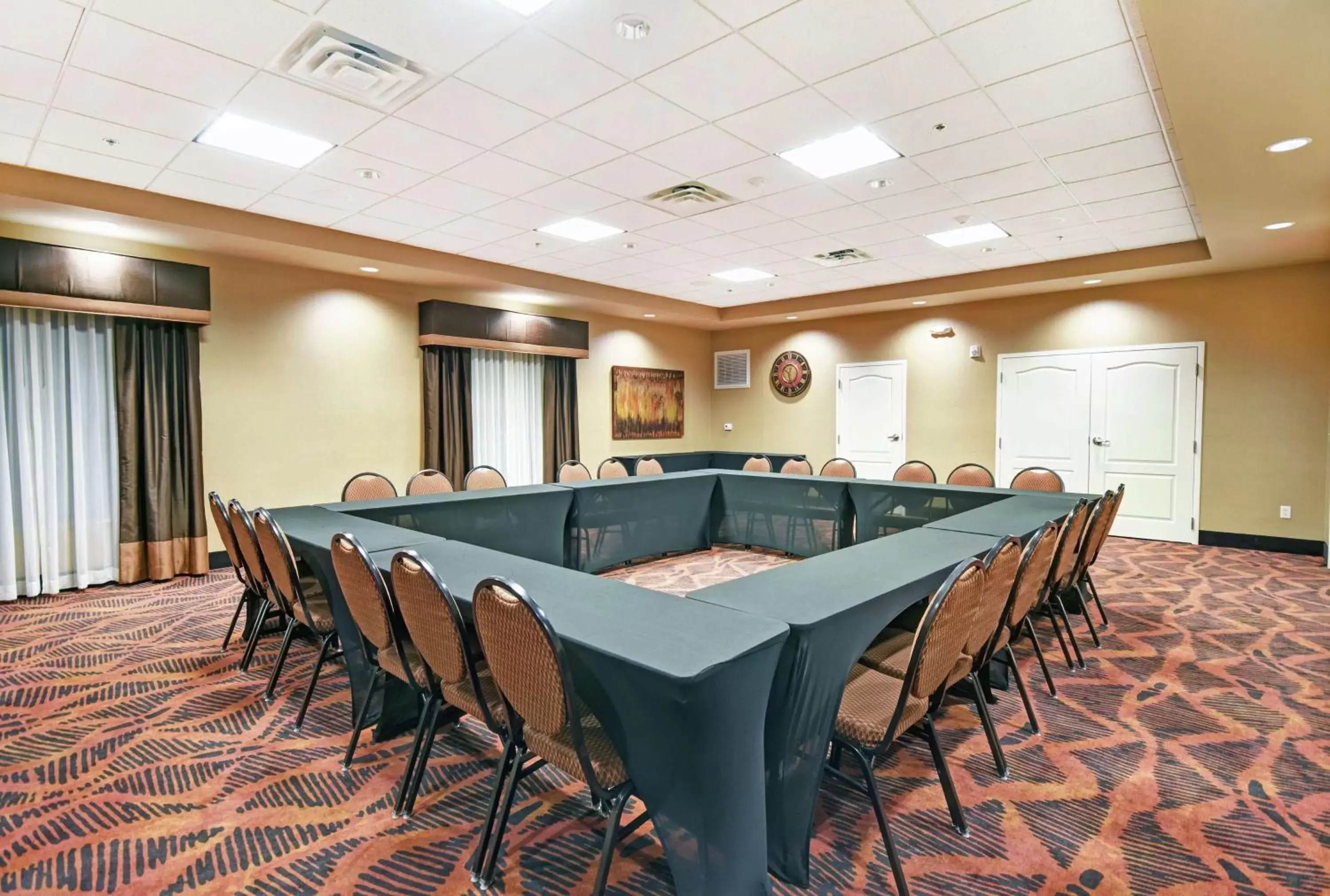 Meeting/conference room in Hampton Inn & Suites Milwaukee/Franklin