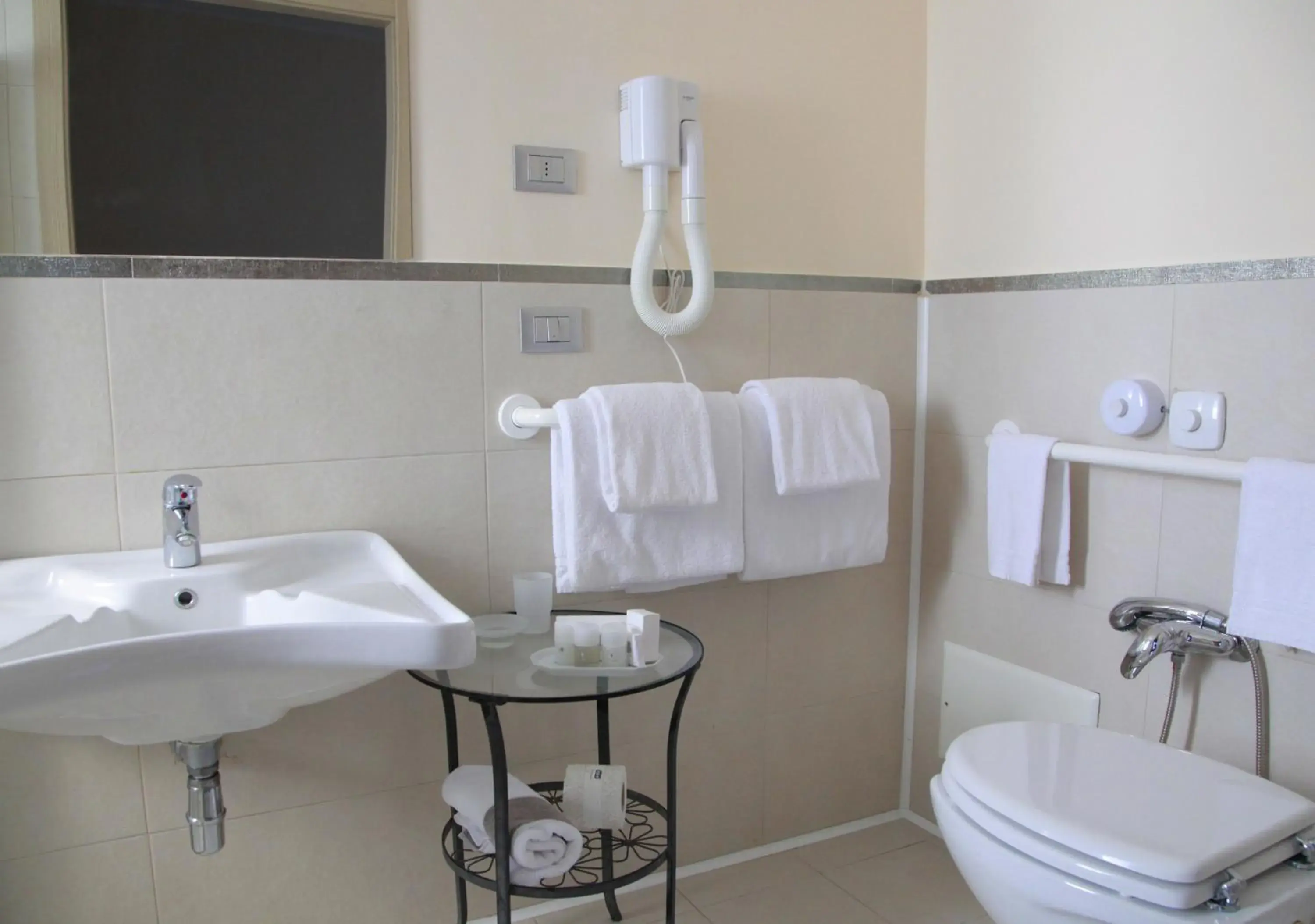 Triple Room with Balcony - Disability Access in Club Azzurro Hotel & Resort