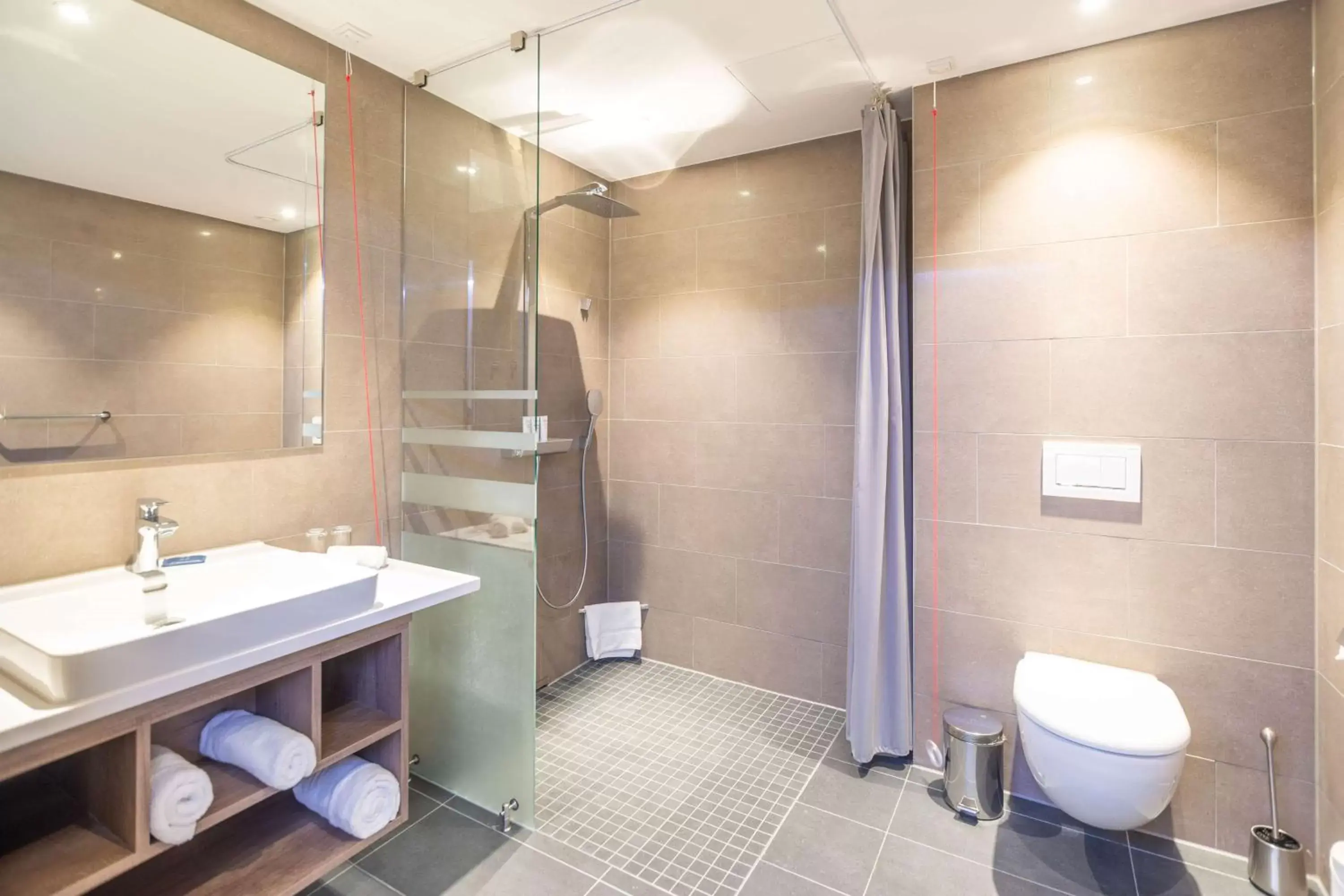 Bathroom in Park Inn By Radisson Wismar