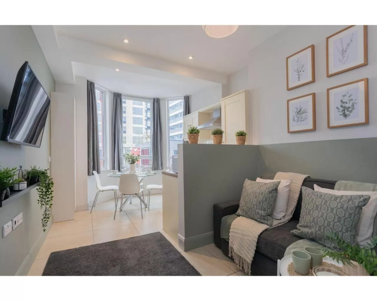 Living room, Seating Area in Central Belfast Apartments Camden Street