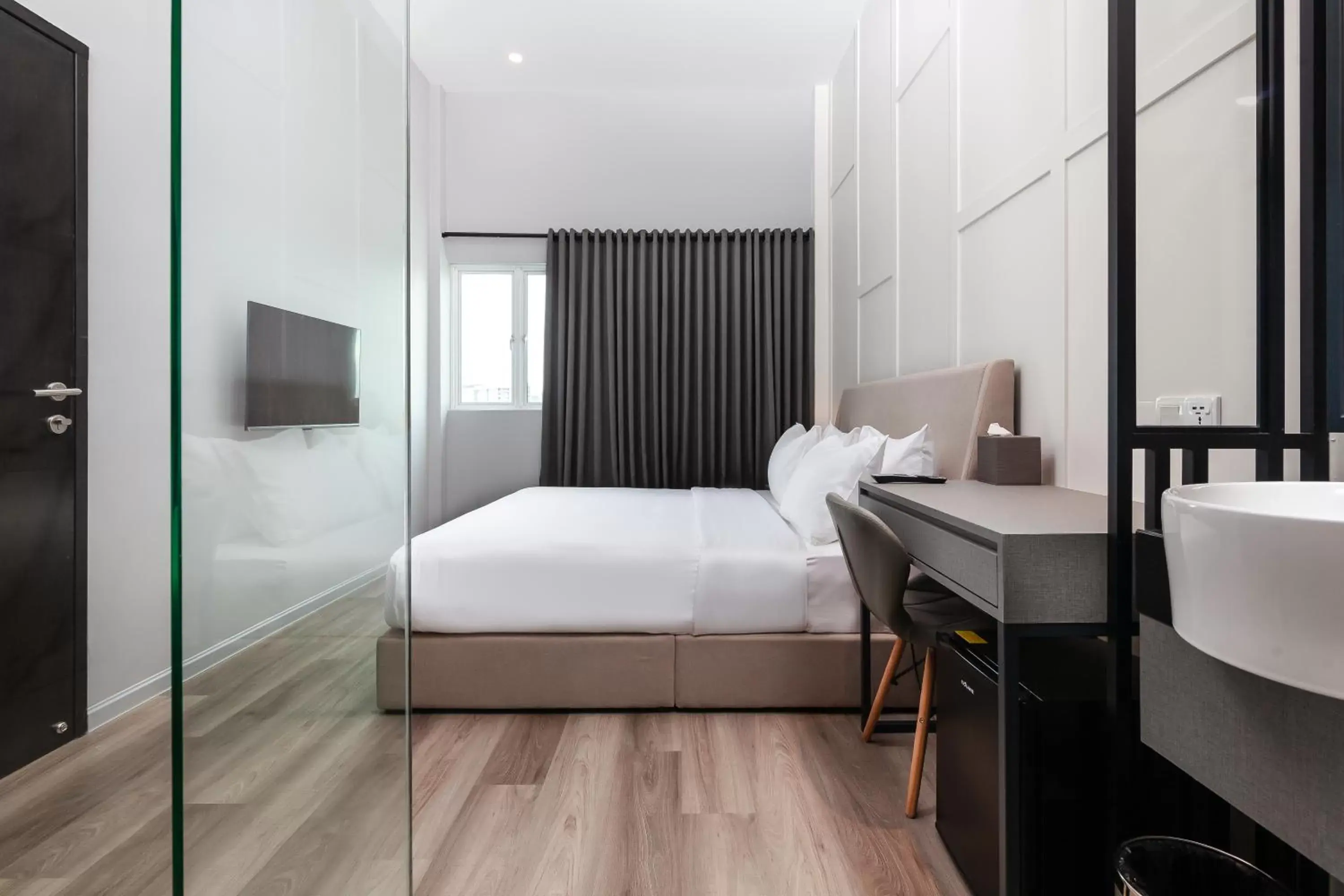 Bed in Wesley Hotel Bed in Wesley Hotel