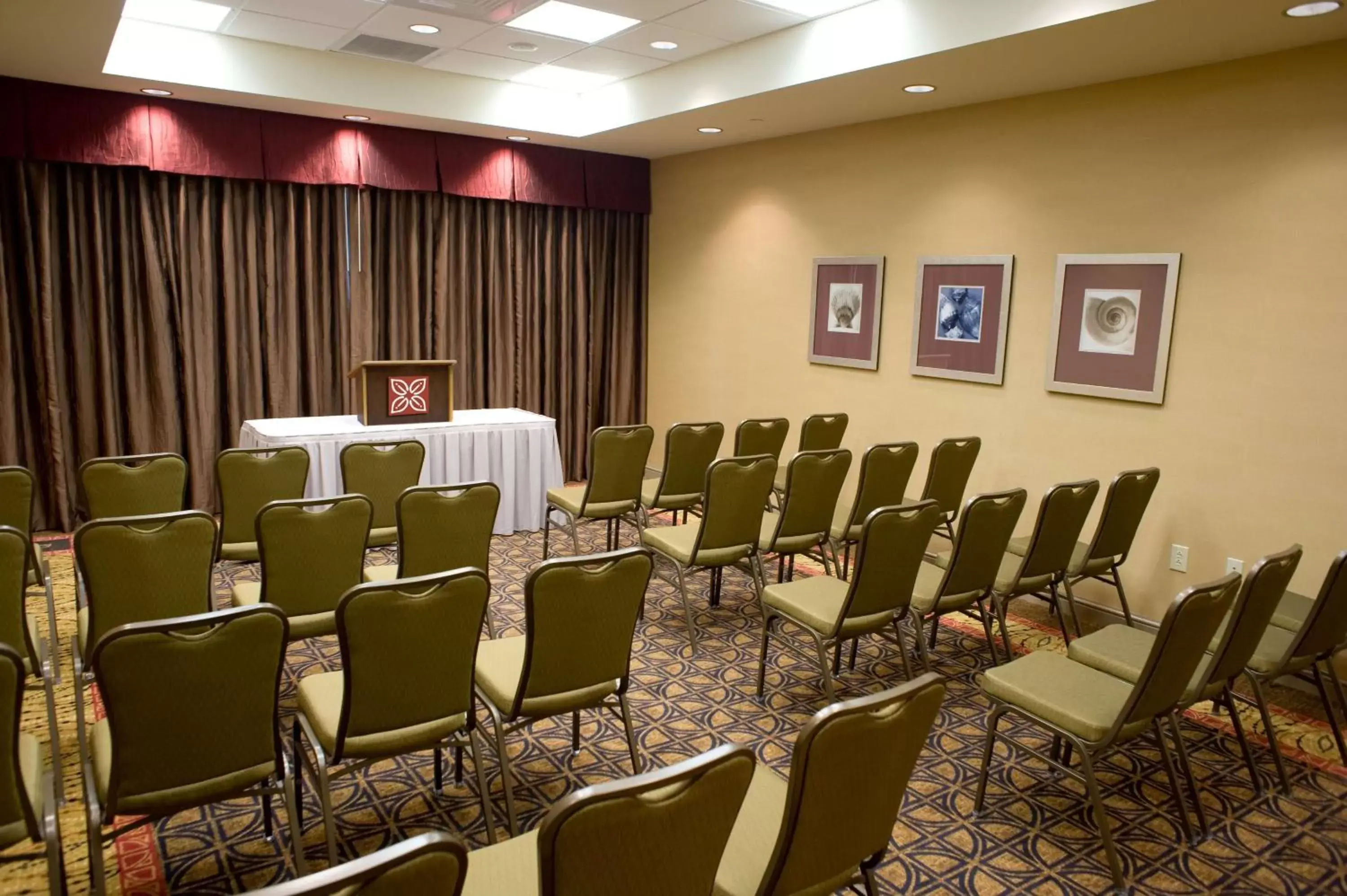 Meeting/conference room in Hilton Garden Inn Pensacola Airport/Medical Center