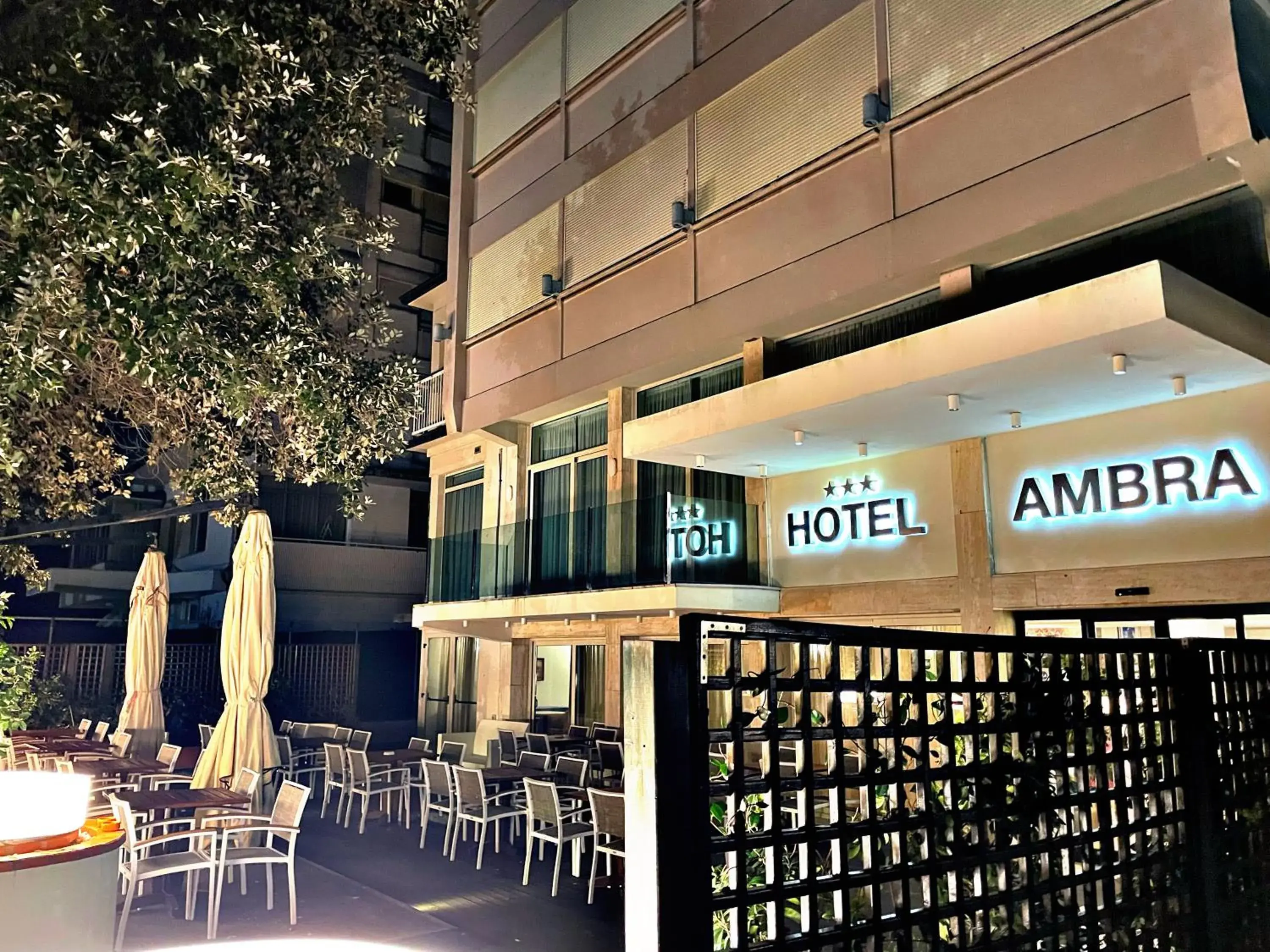 Facade/entrance in Hotel Ambra