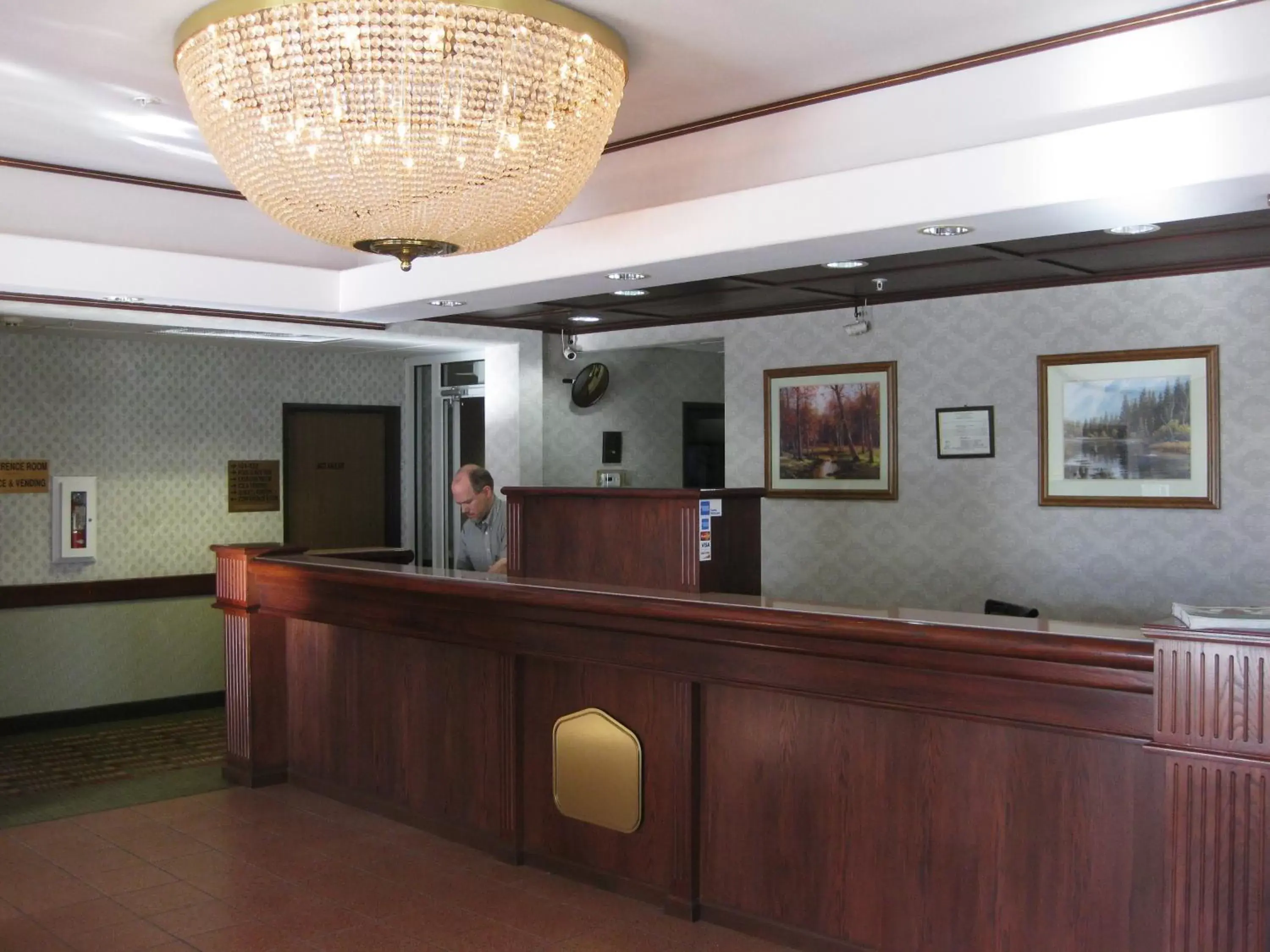 Lobby or reception, Lobby/Reception in SureStay Plus by Best Western Enterprise