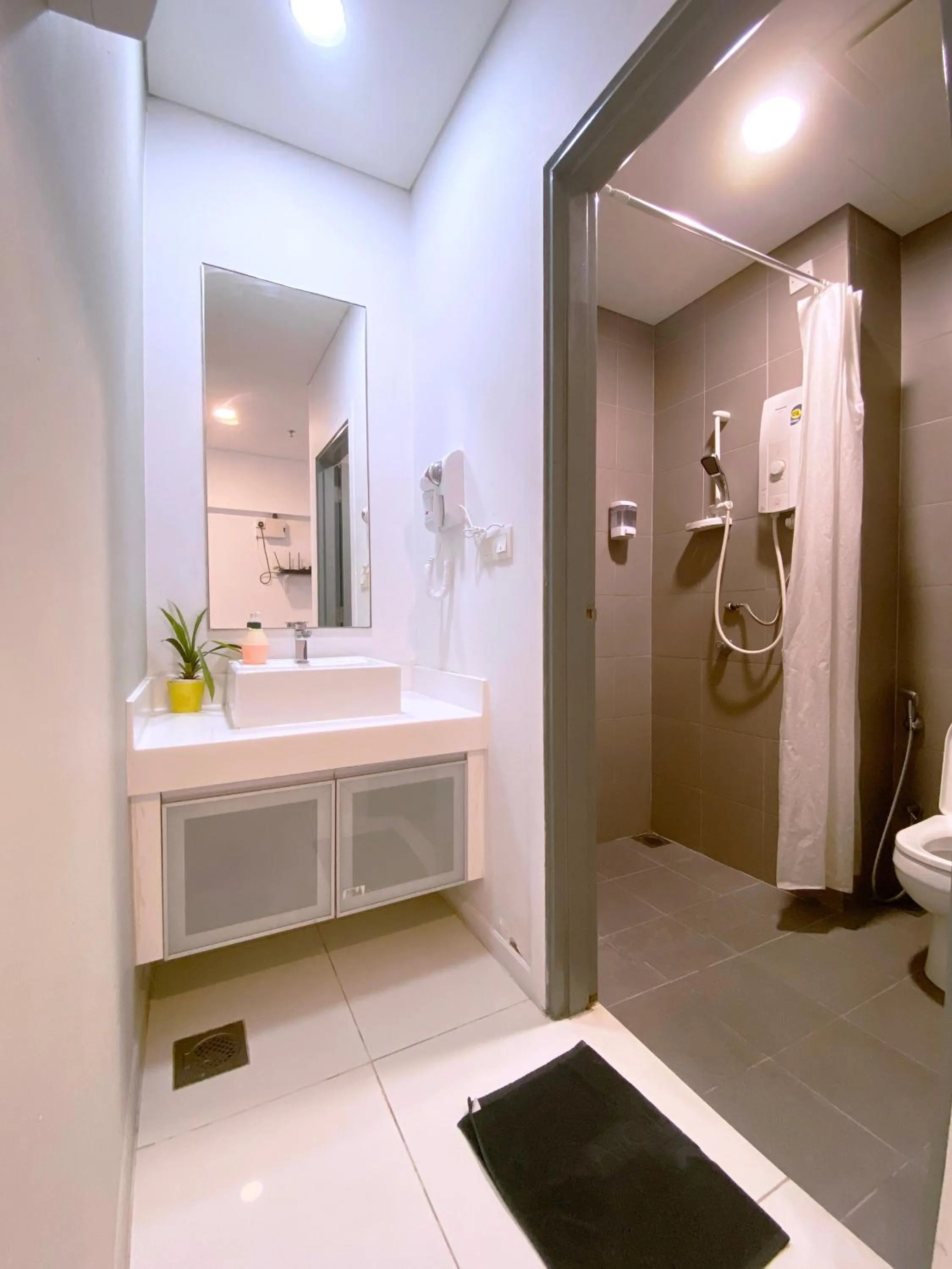 Bathroom in Mercu Summer Suite KLCC @ Penguin Homes