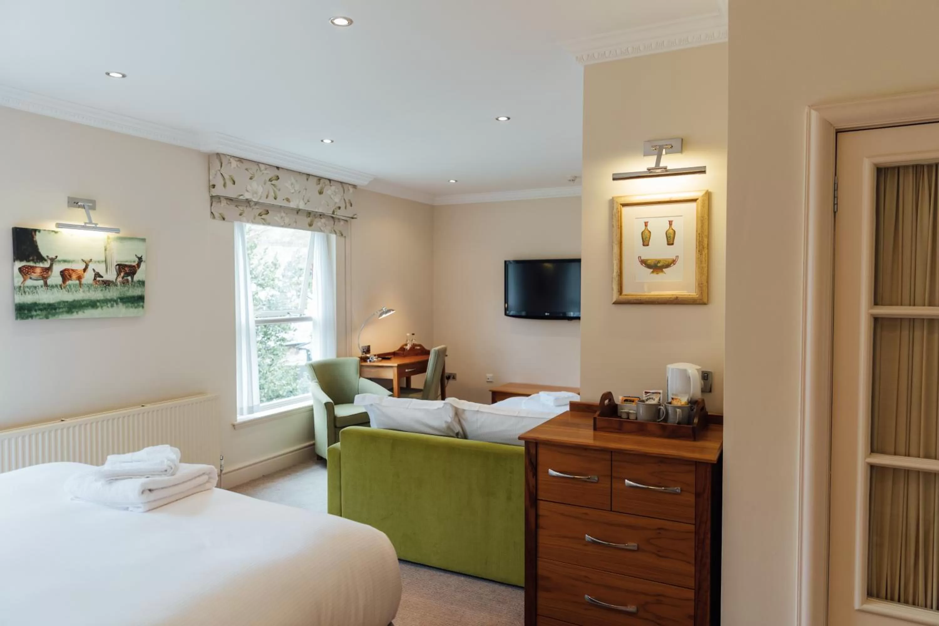 TV and multimedia, Bed in The Woburn