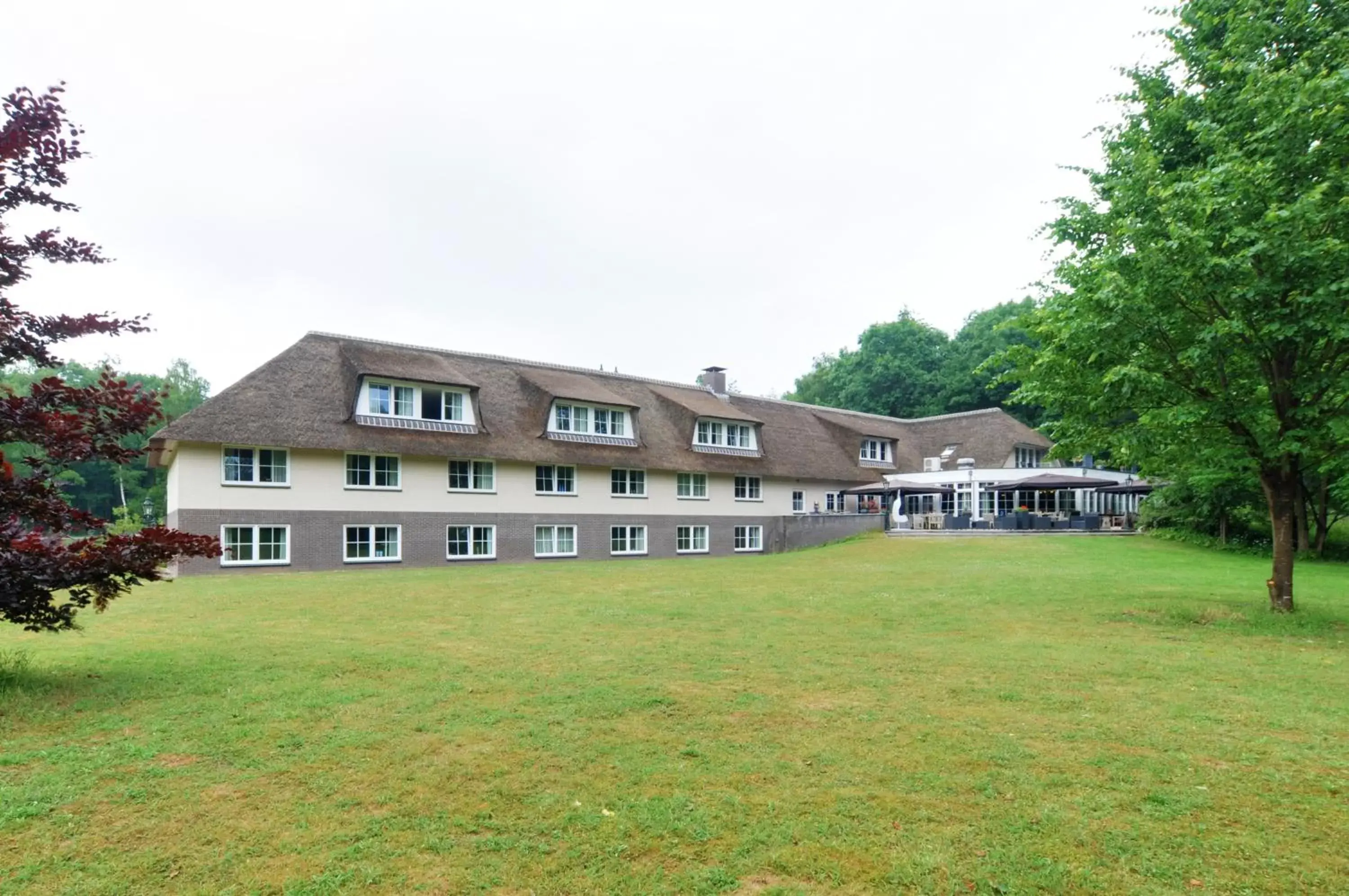 Garden, Property Building in Landhuis Hotel de Herikerberg