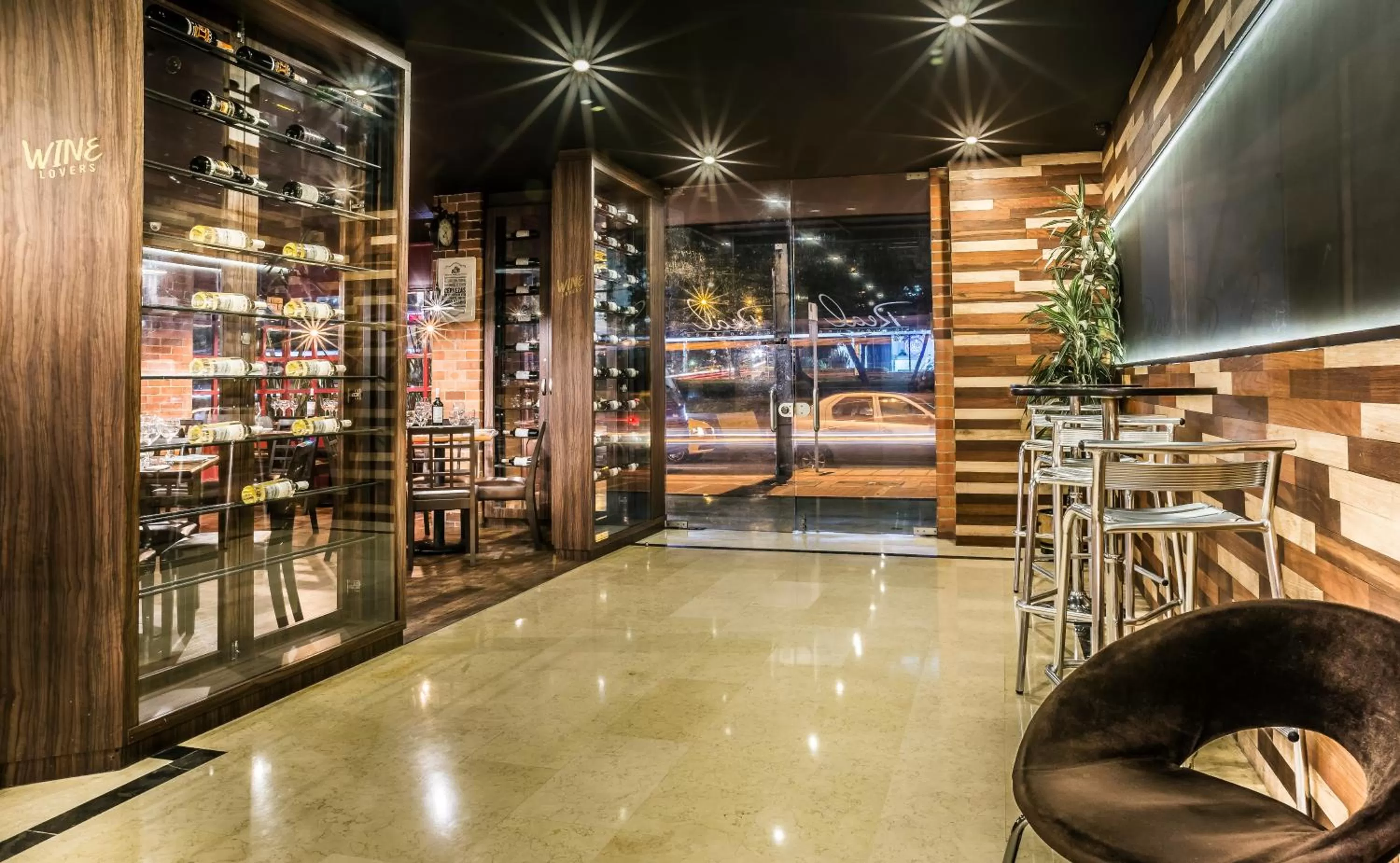 Restaurant/places to eat in Hotel Santa Barbara Real