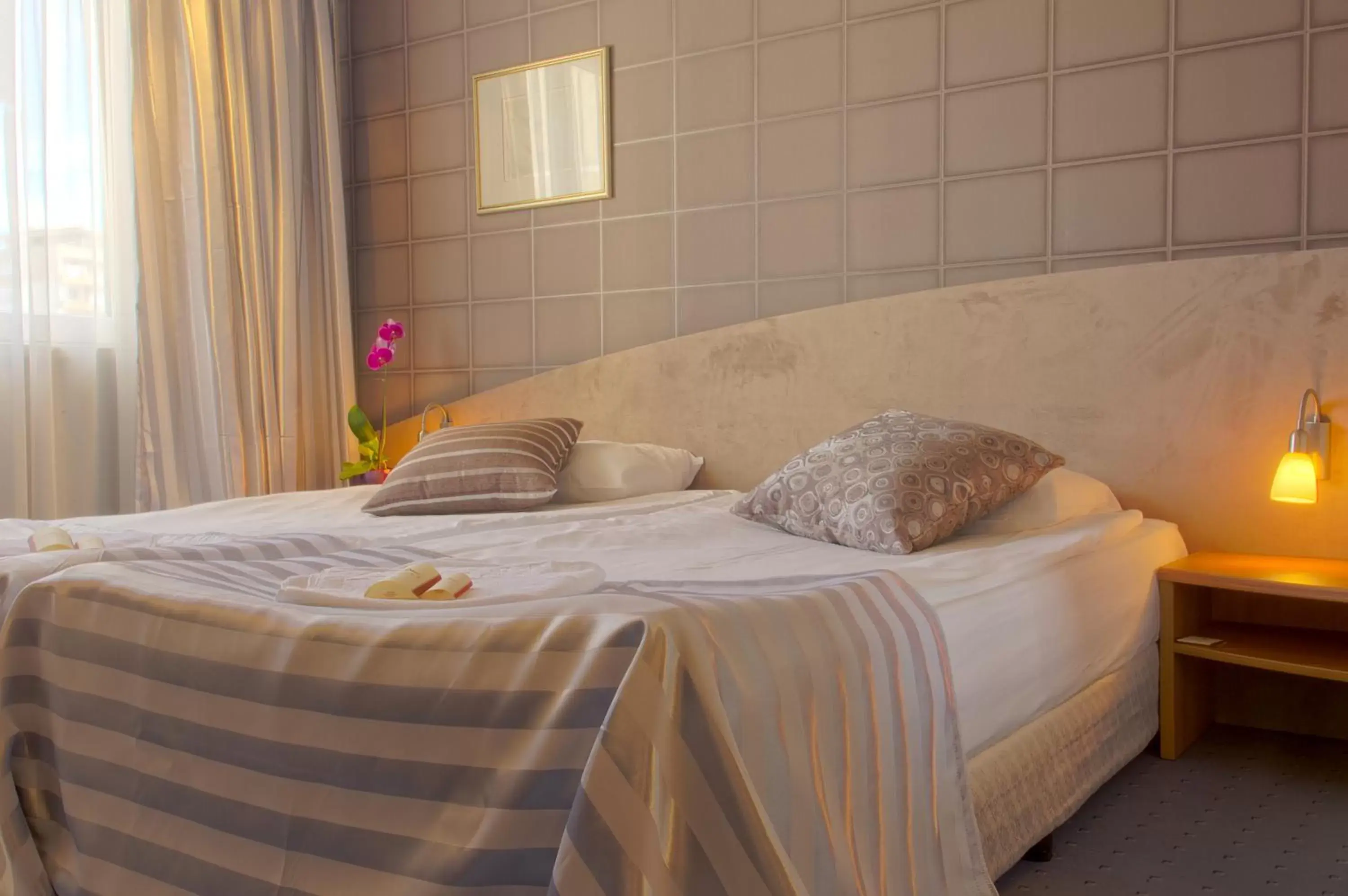 Bedroom, Bed in Triada Hotel