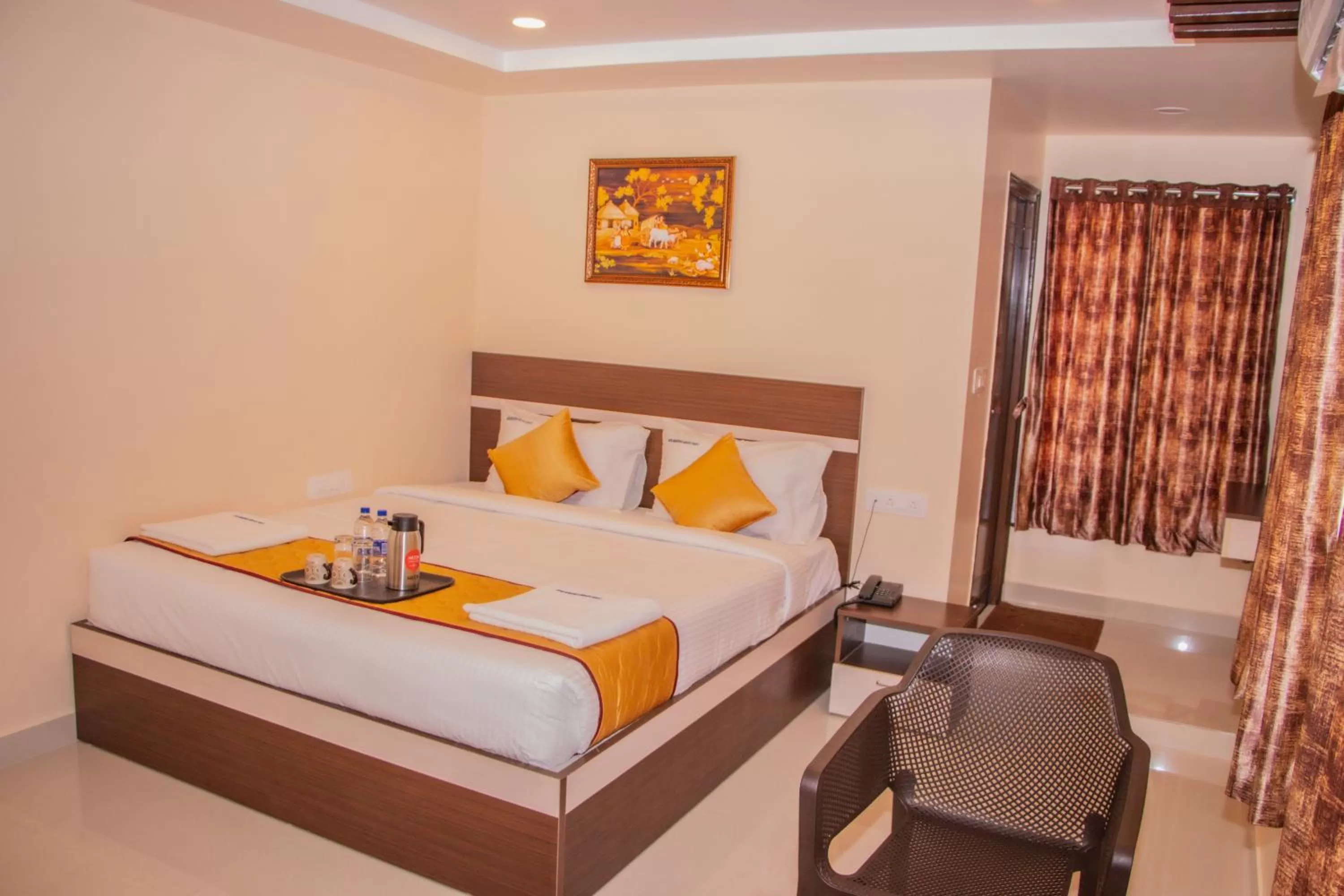 Photo of the whole room, Bed in Hotel Mountview Comforts