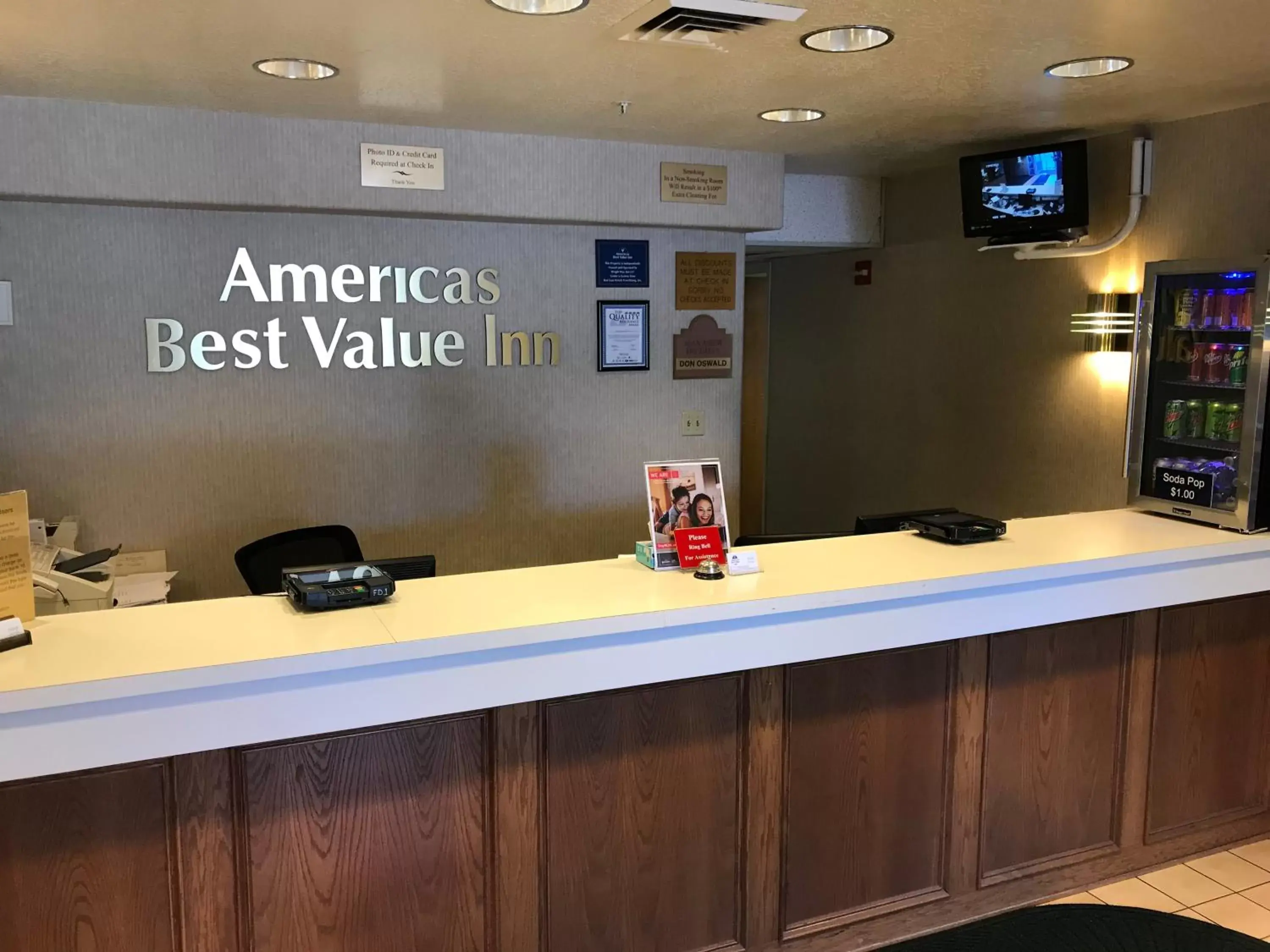 Lobby/Reception in Americas Best Value Inn Cedar City
