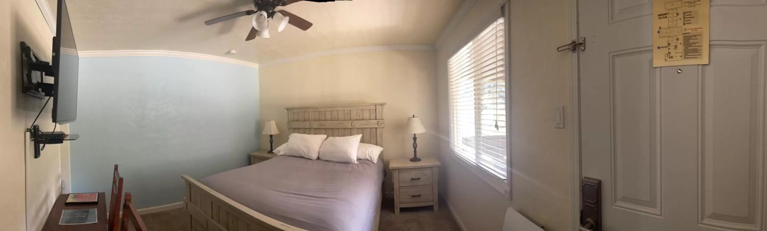 Bed in Sierra Woods Lodge