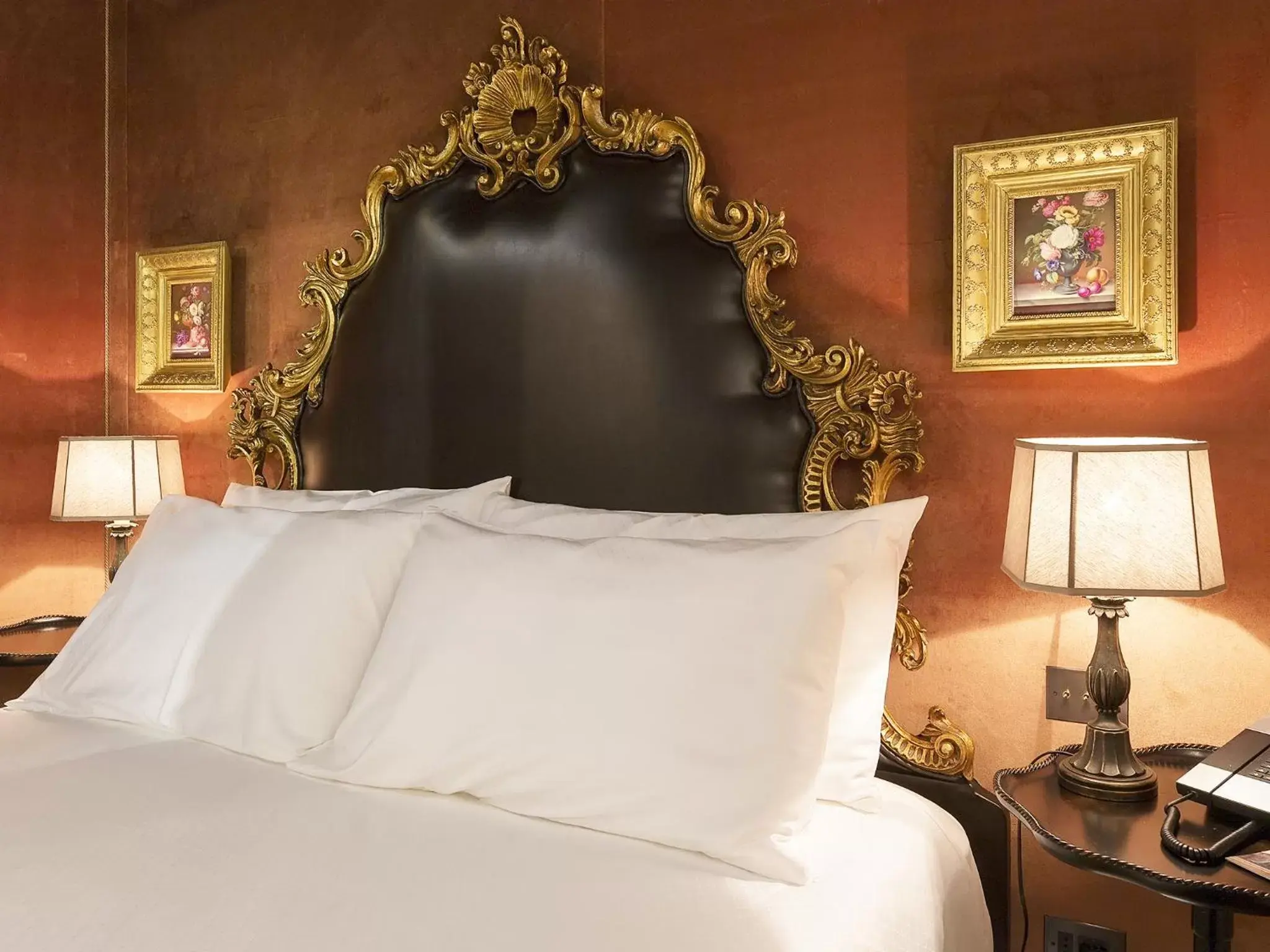 Bed, Room Photo in Palazzo Venart Luxury Hotel