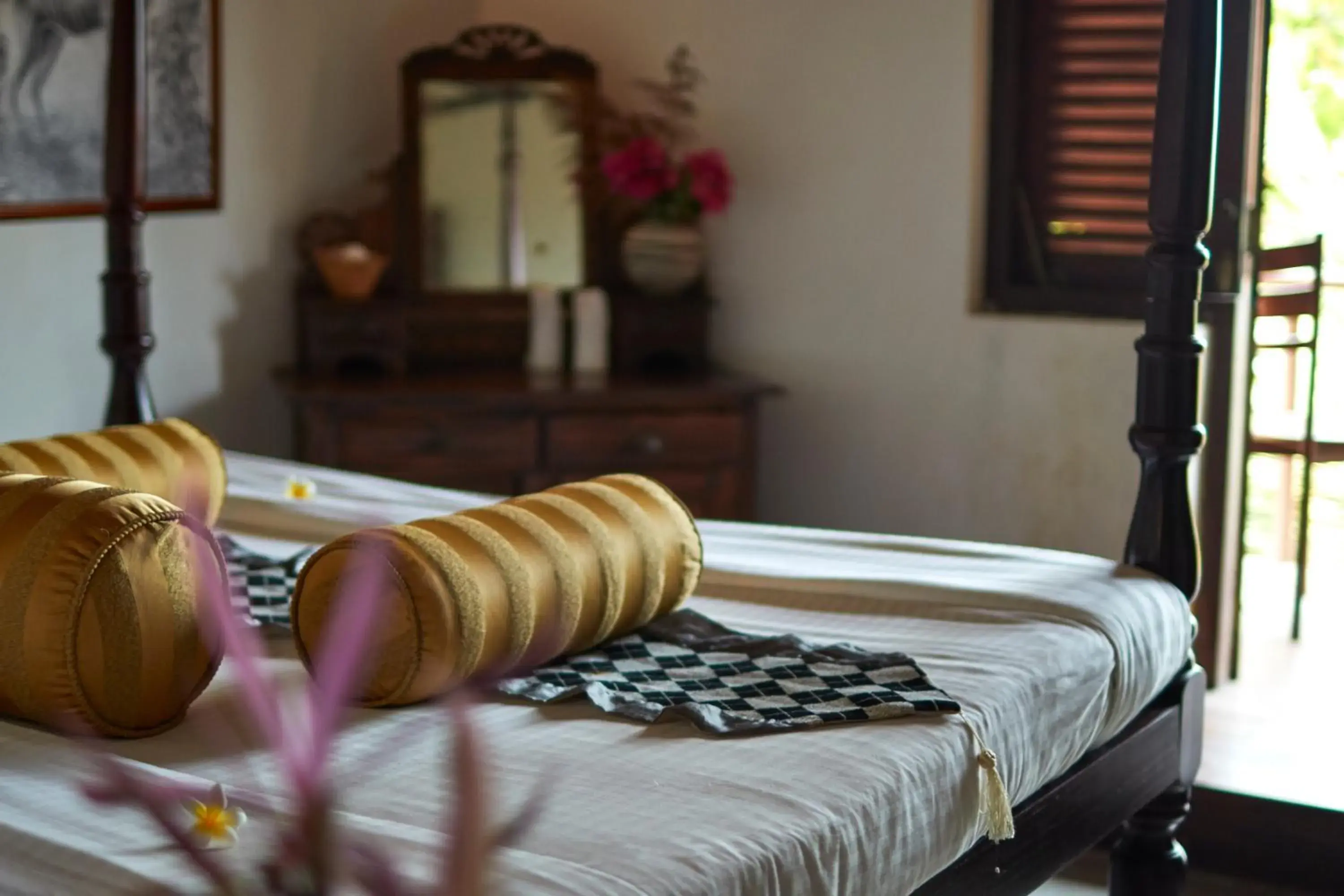 Photo of the whole room, Bed in Villa Sunbird