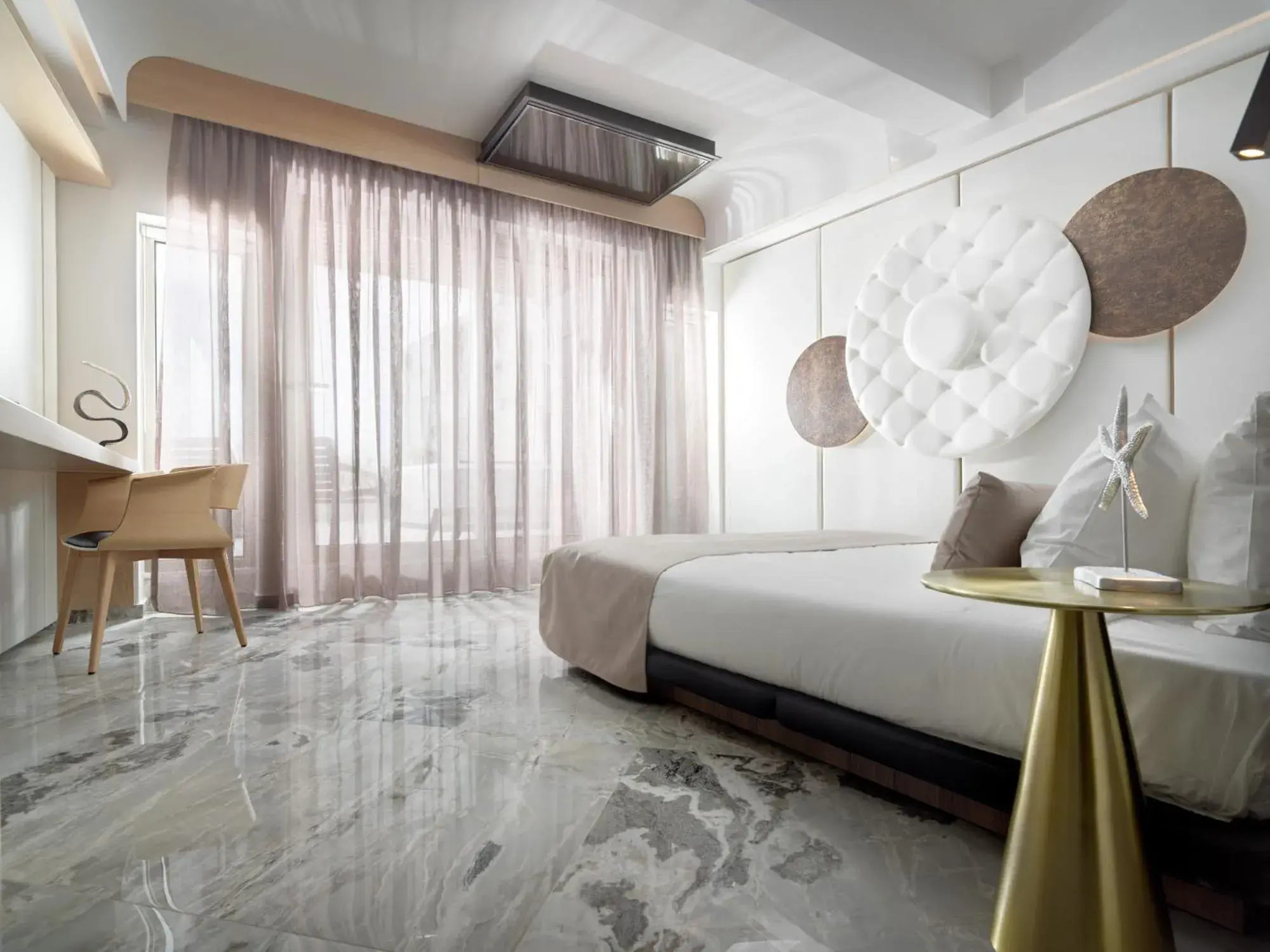 Photo of the whole room, Bed in Nautilux Rethymno by Mage Hotels