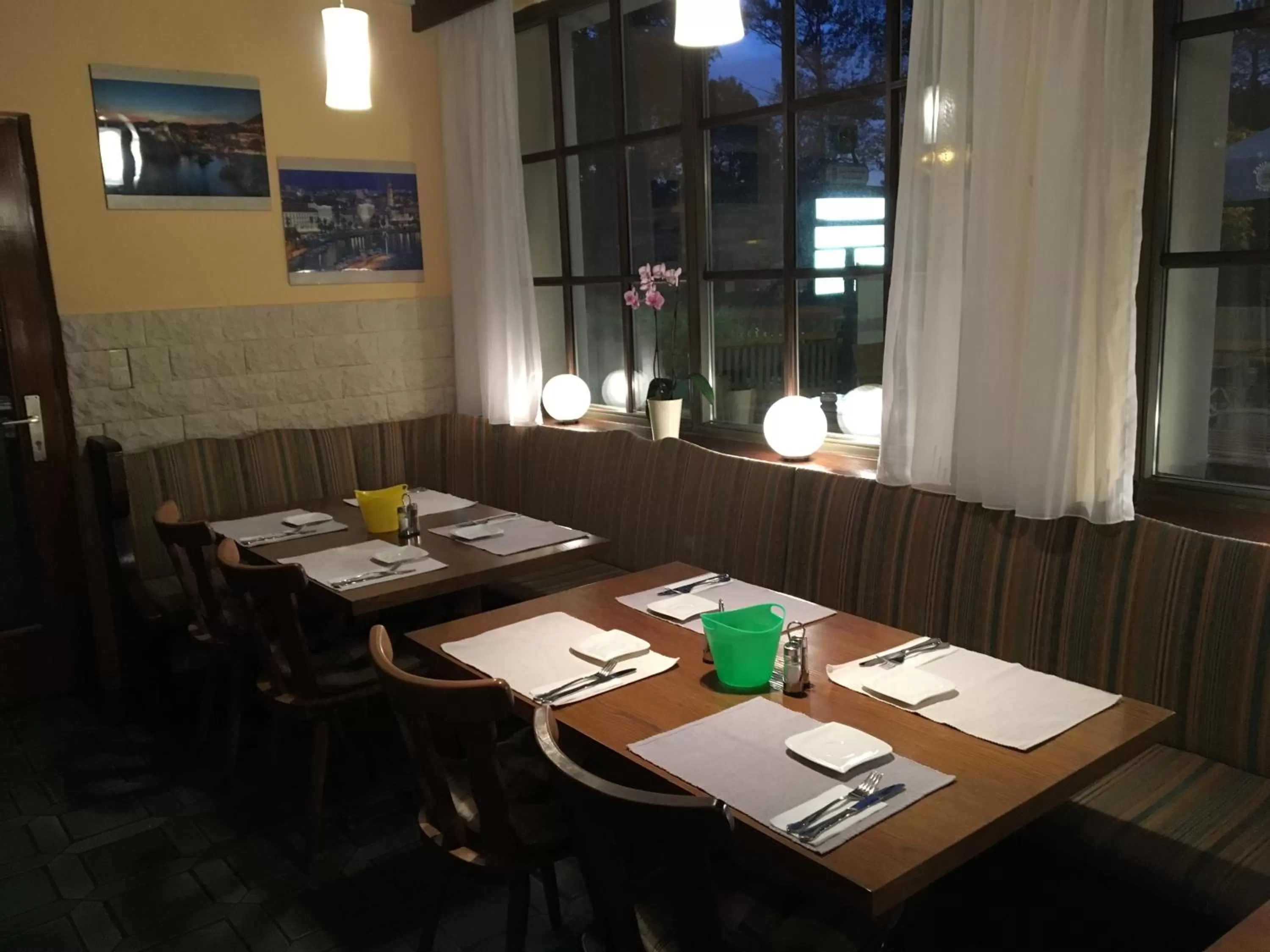 Buffet breakfast in Motel Füssen im Allgäu