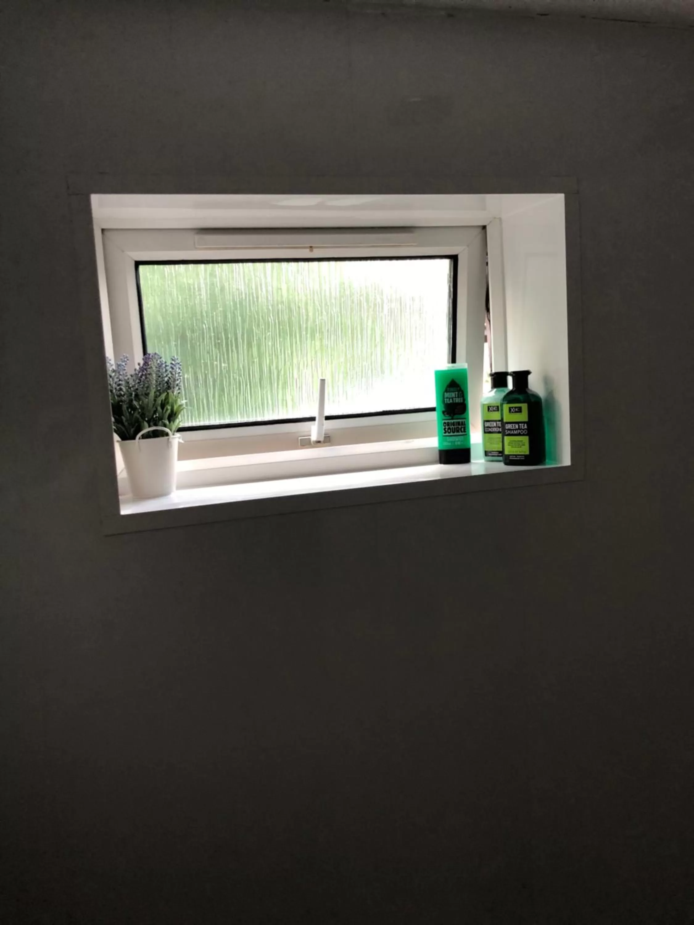 Floor Plan in Home from home, close to Redditch hospital & transport links