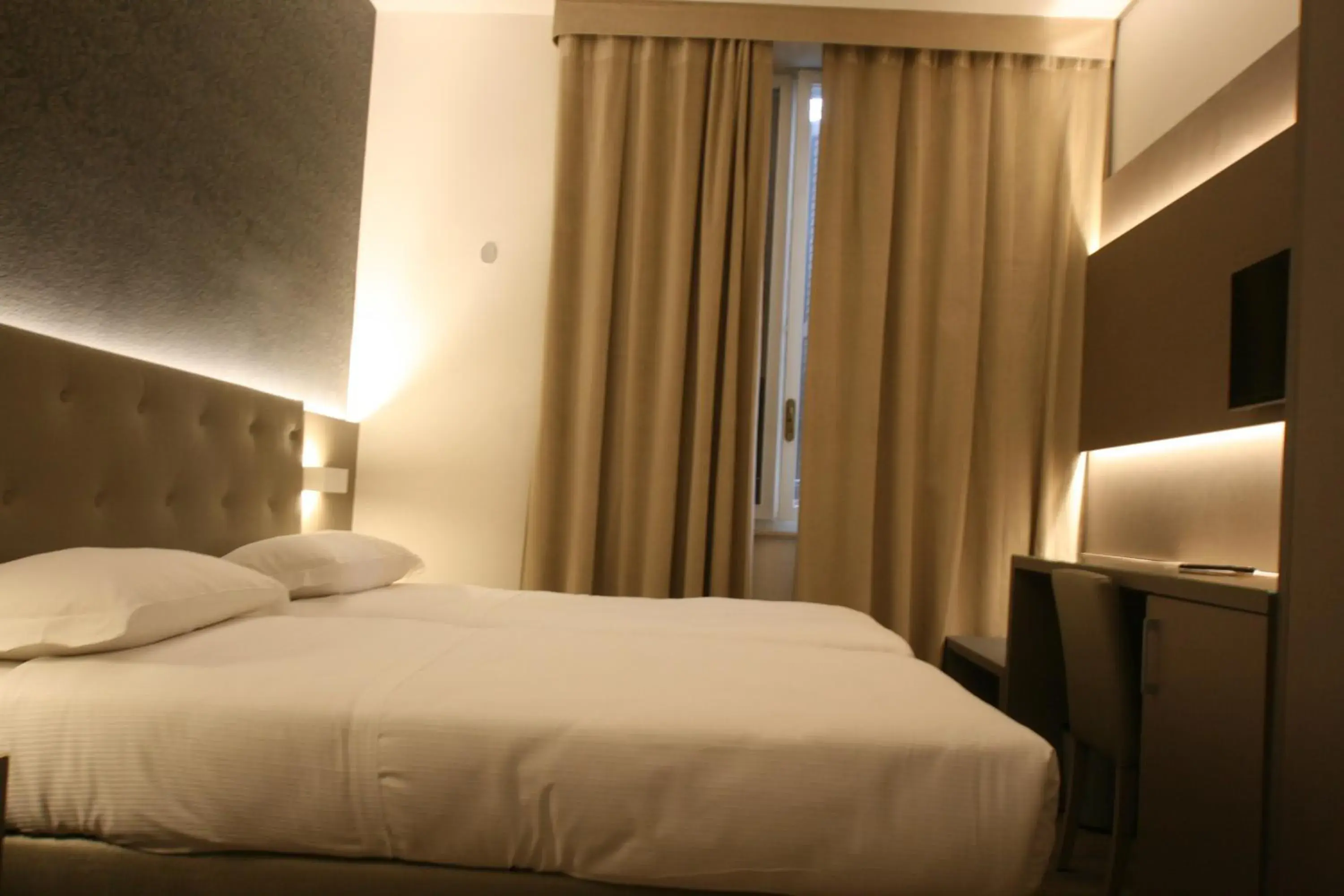 Photo of the whole room, Bed in Hotel Principe