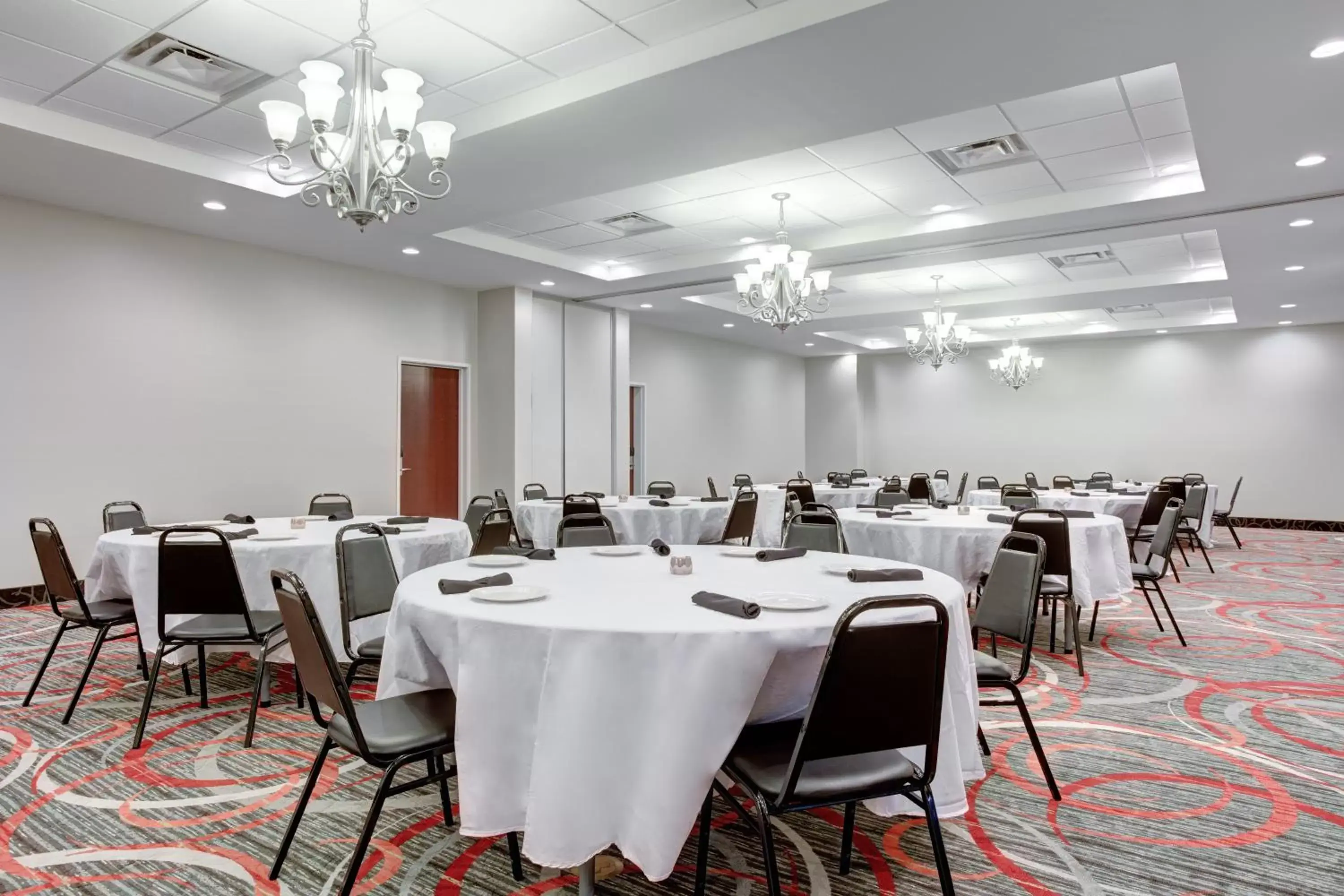 Banquet/Function facilities, Restaurant/Places to Eat in Holiday Inn Lafayette North, an IHG Hotel