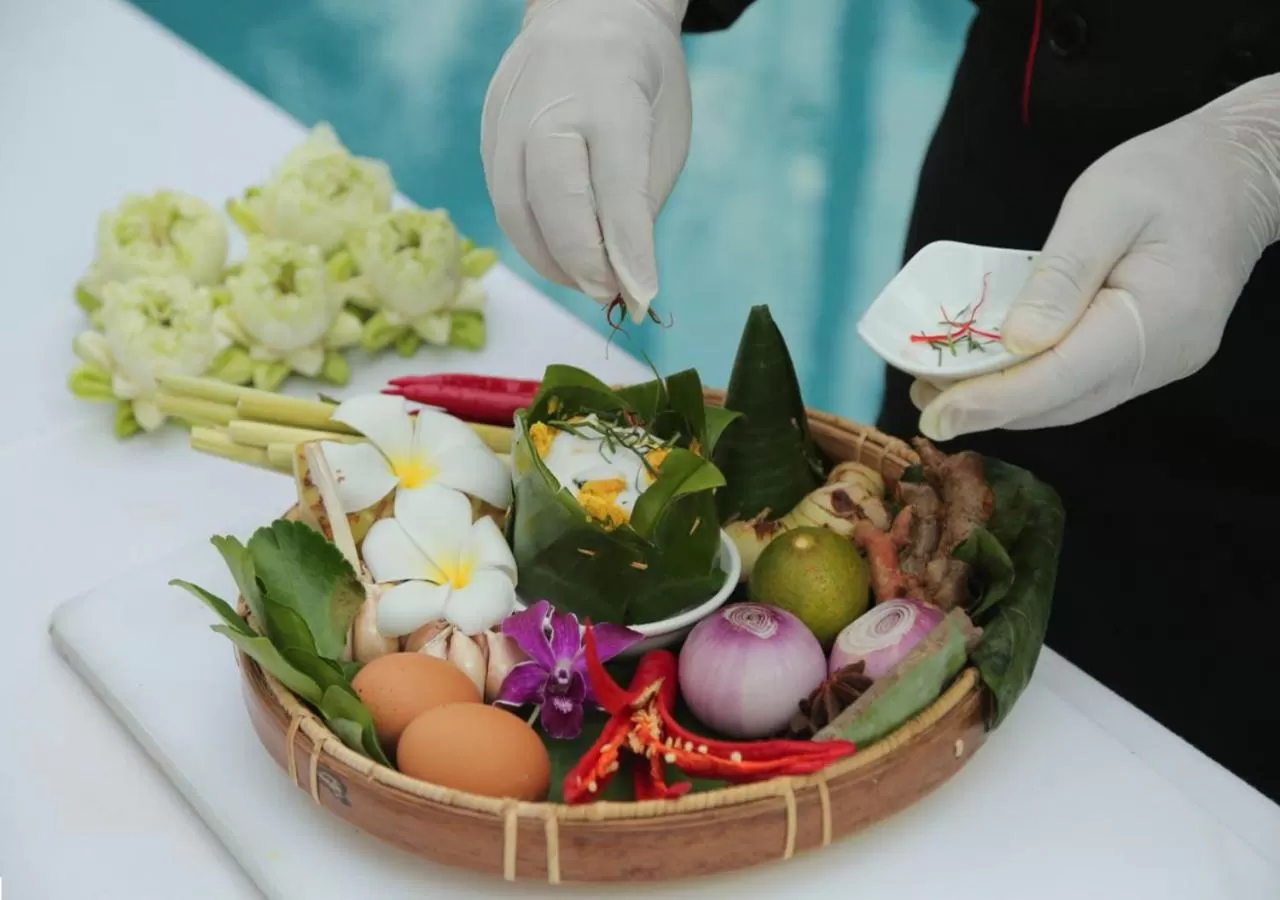 Food and drinks, Food in Ladear Privilege Rooms