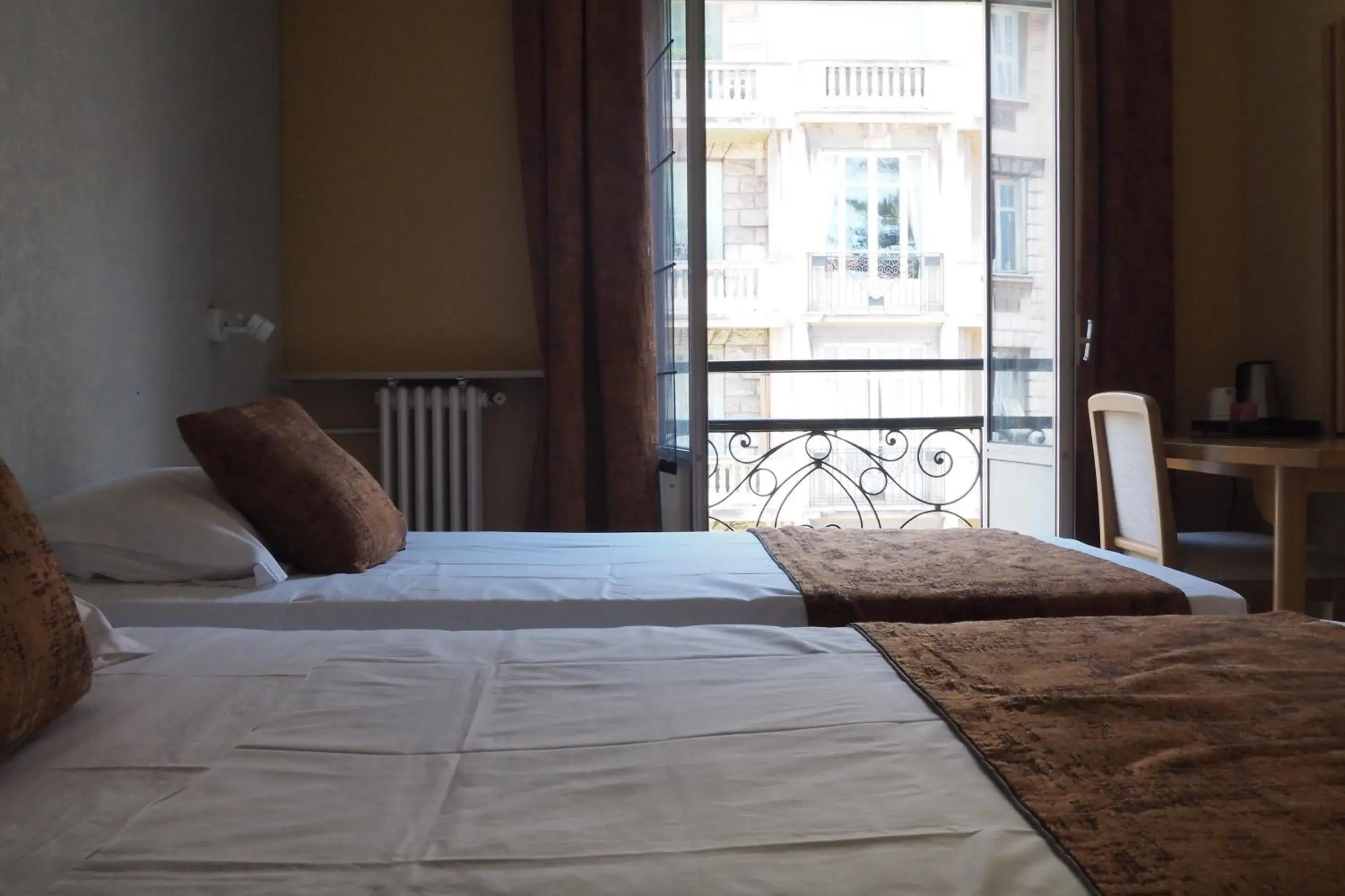 Bedroom, Bed in Hotel Busby