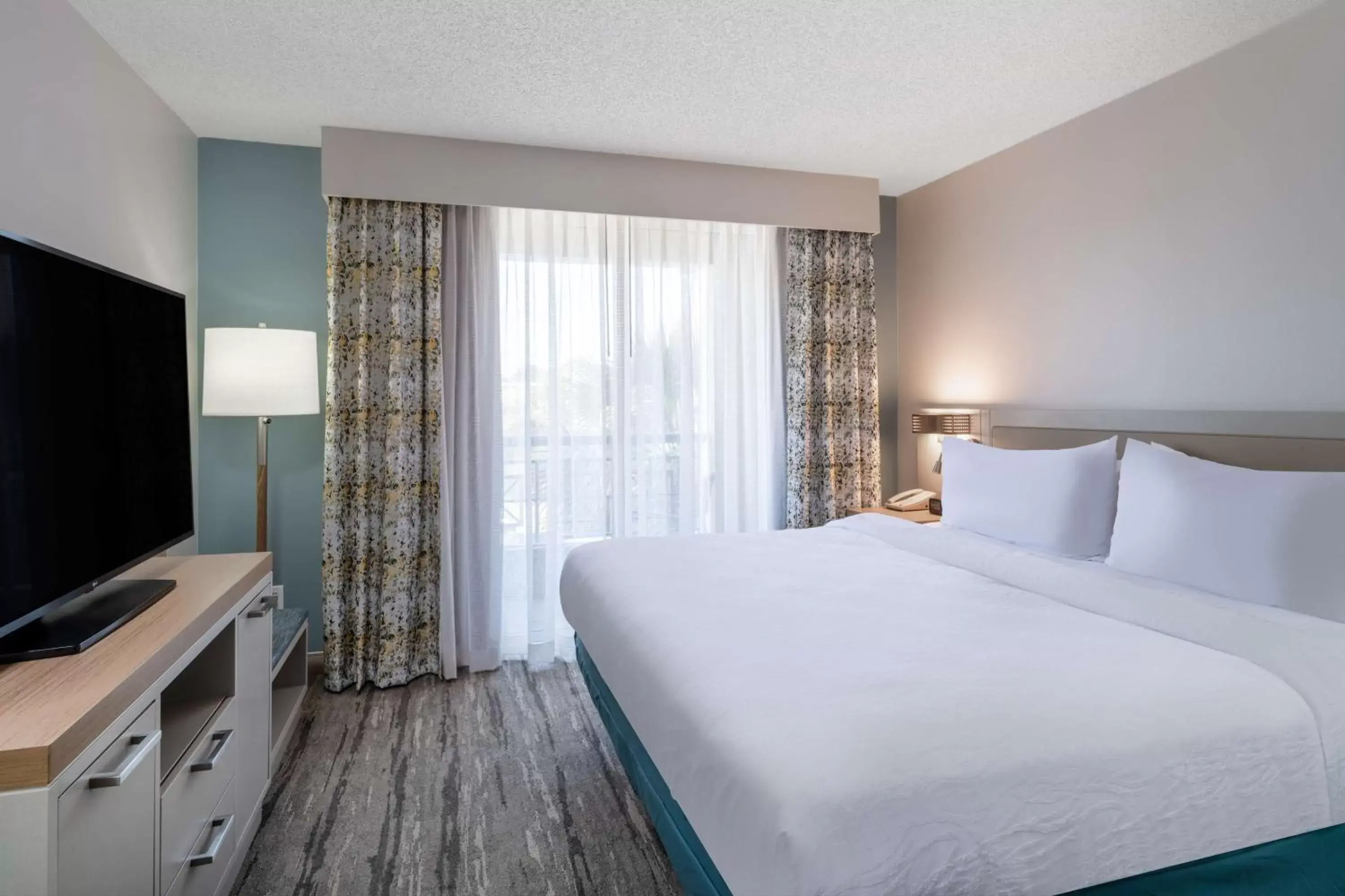 One-Bedroom King Suite in Hilton Garden Inn Jacksonville Ponte Vedra Sawgrass One-Bedroom King Suite in Hilton Garden Inn Jacksonville Ponte Vedra Sawgrass