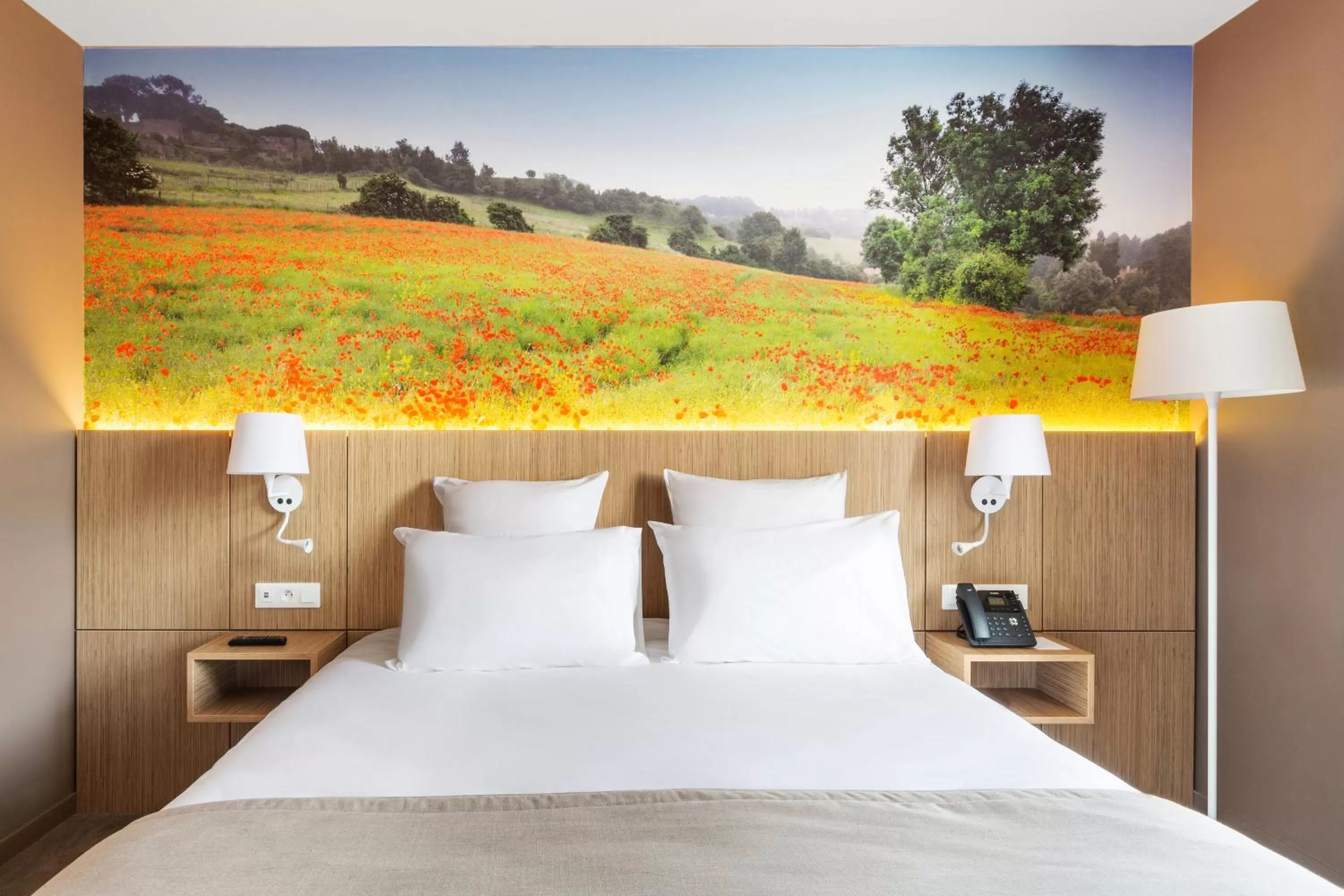 Bed in Best Western Le Beffroi