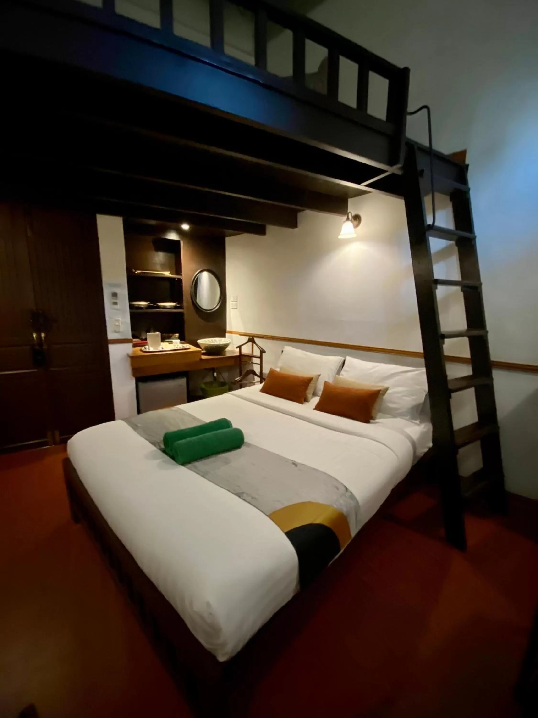 Bed in 103 - Bed and Brews