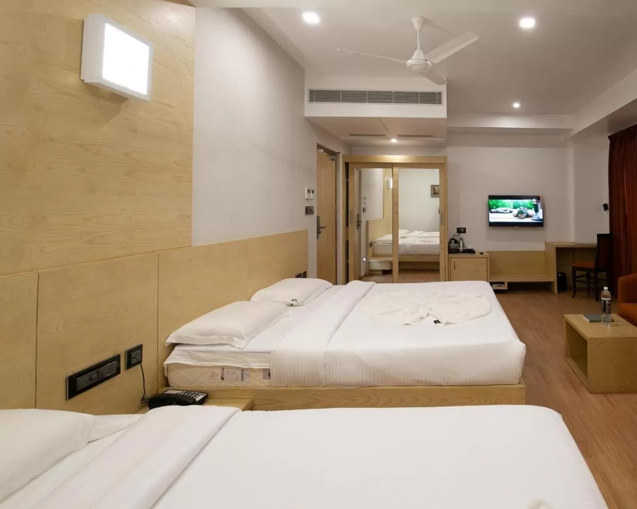 Bed in PPH Living Railotel Coimbatore