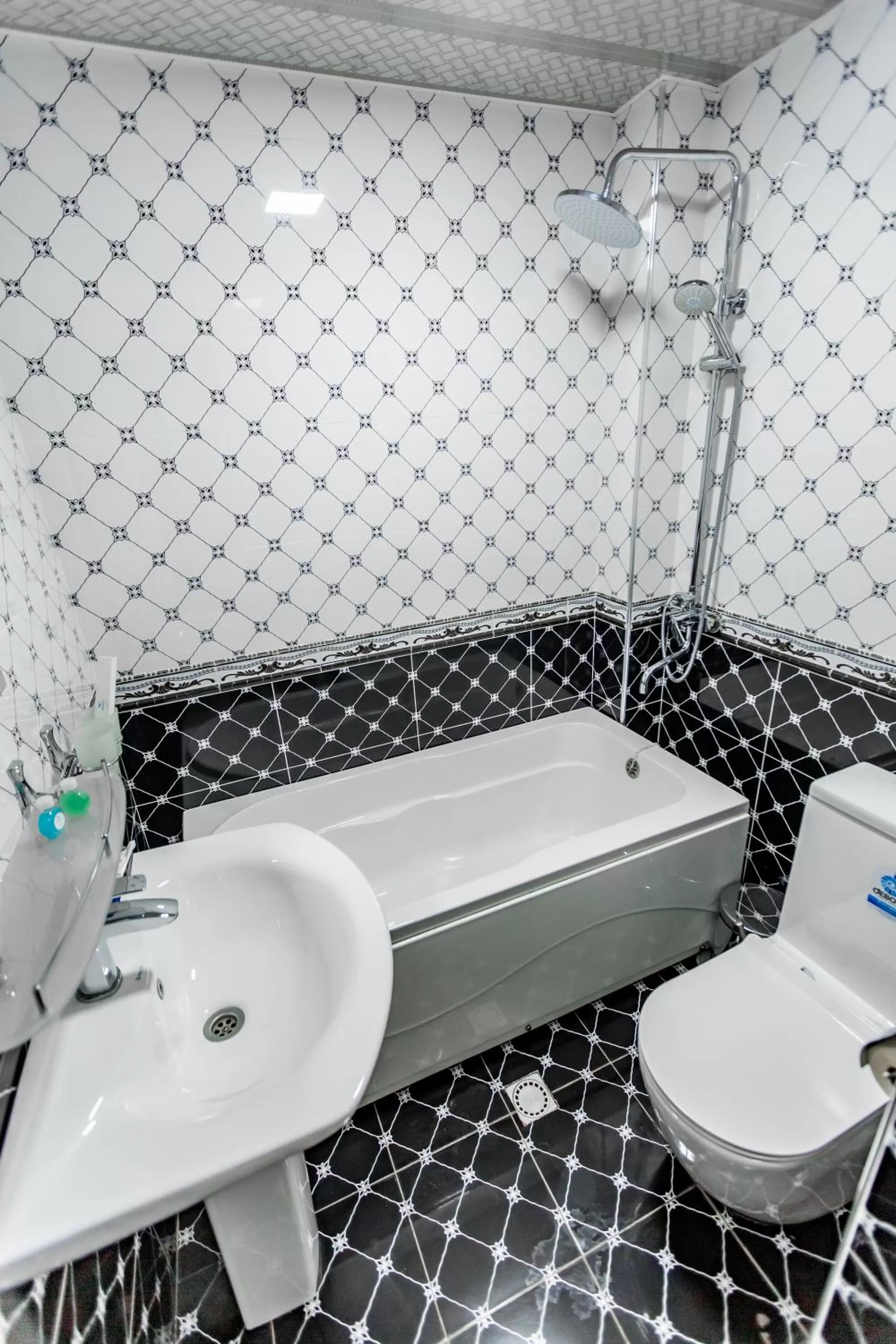 Bathroom in OydinPlaza Hotel