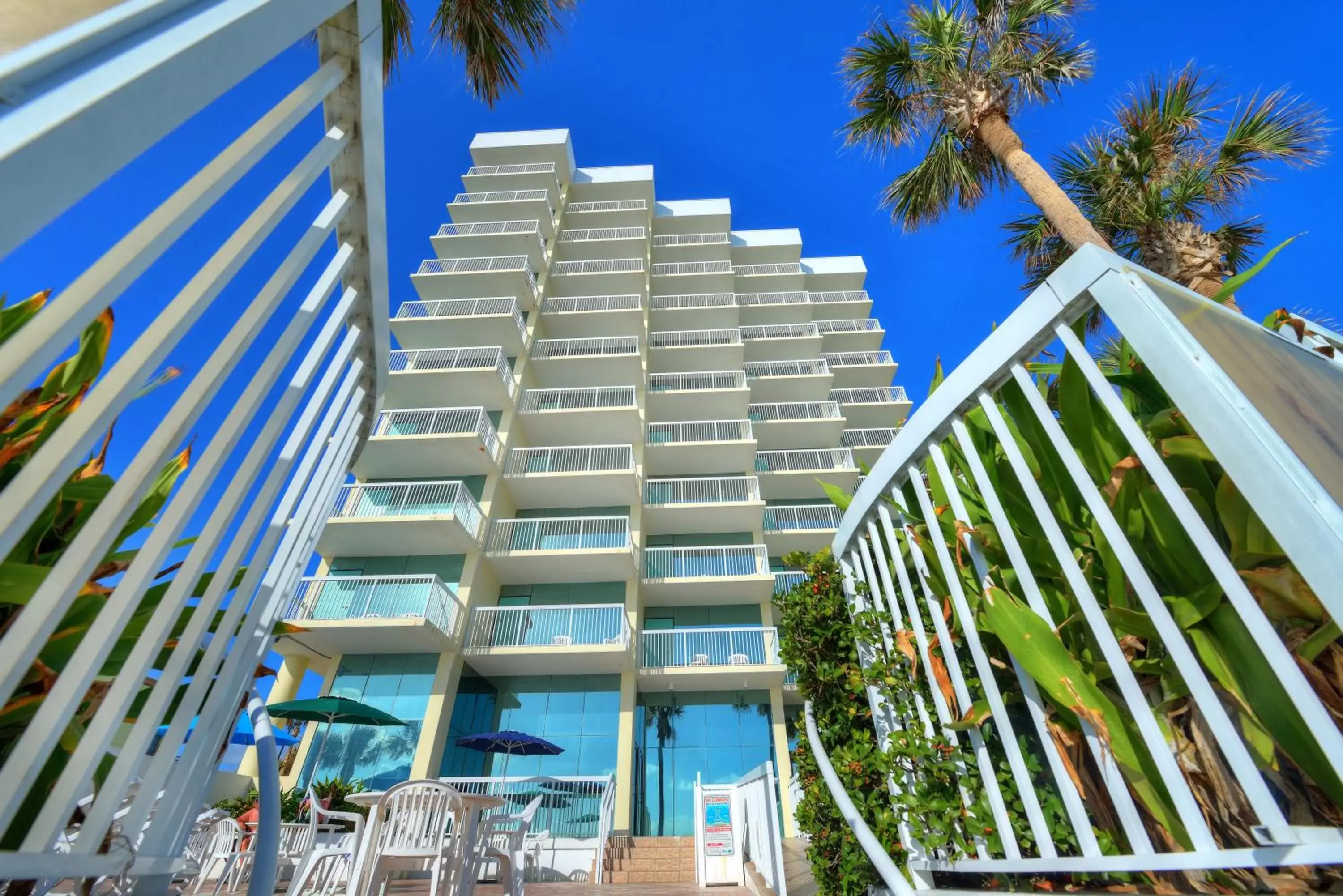 Balcony/Terrace, Property Building in Bahama House - Daytona Beach Shores