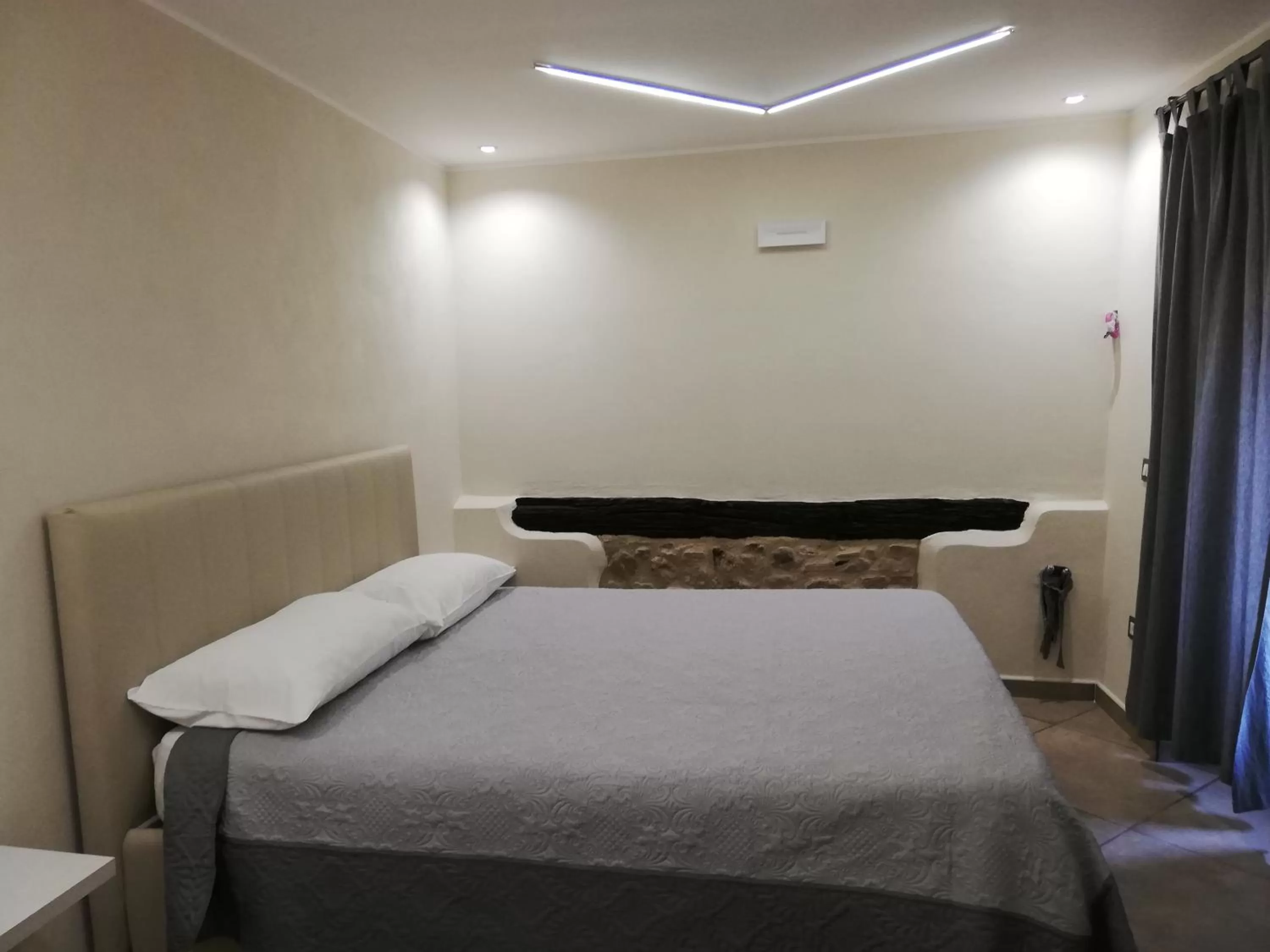 Bed in B&B Del Borgo