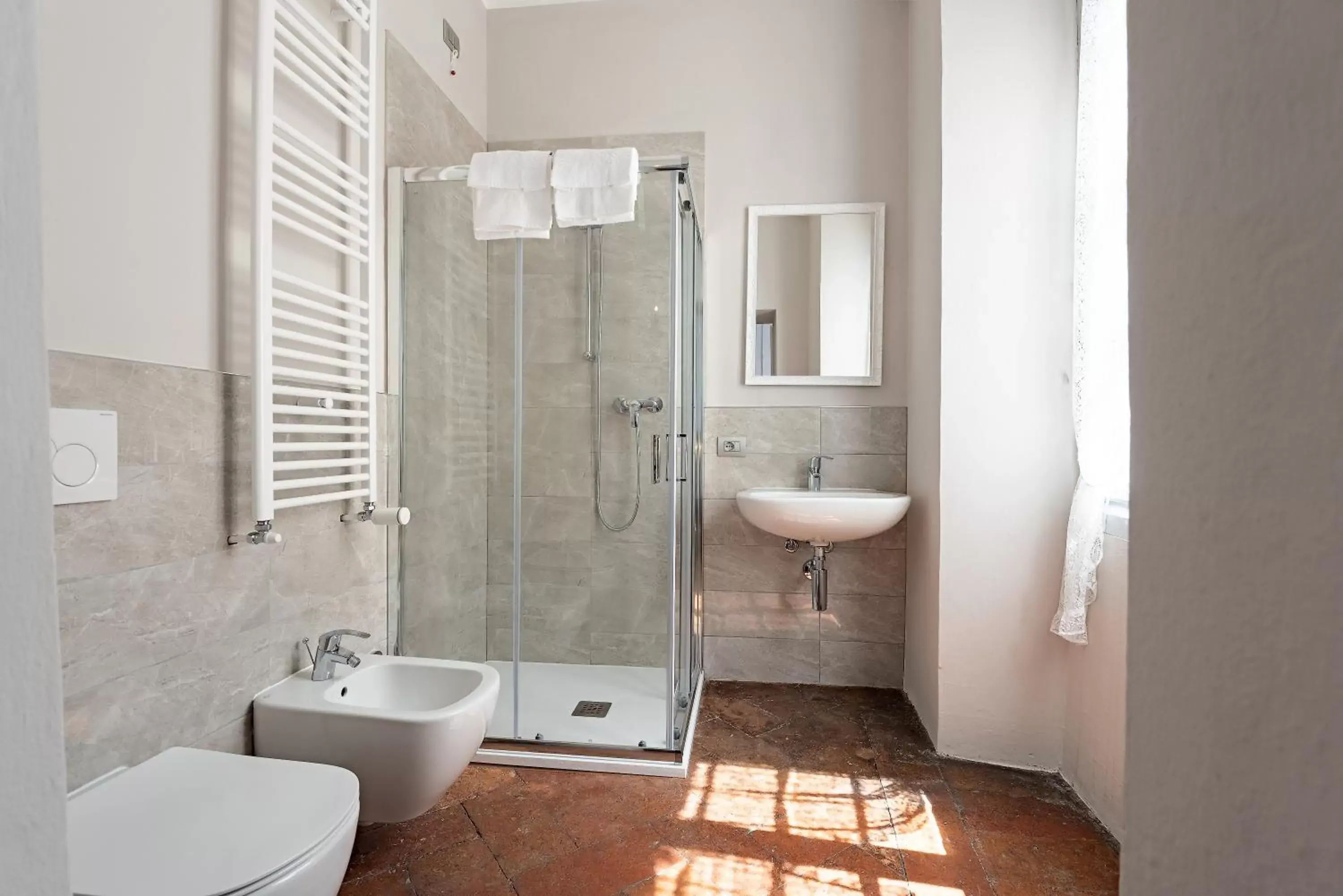 Shower, Bathroom in B&B Villa Rosalinda