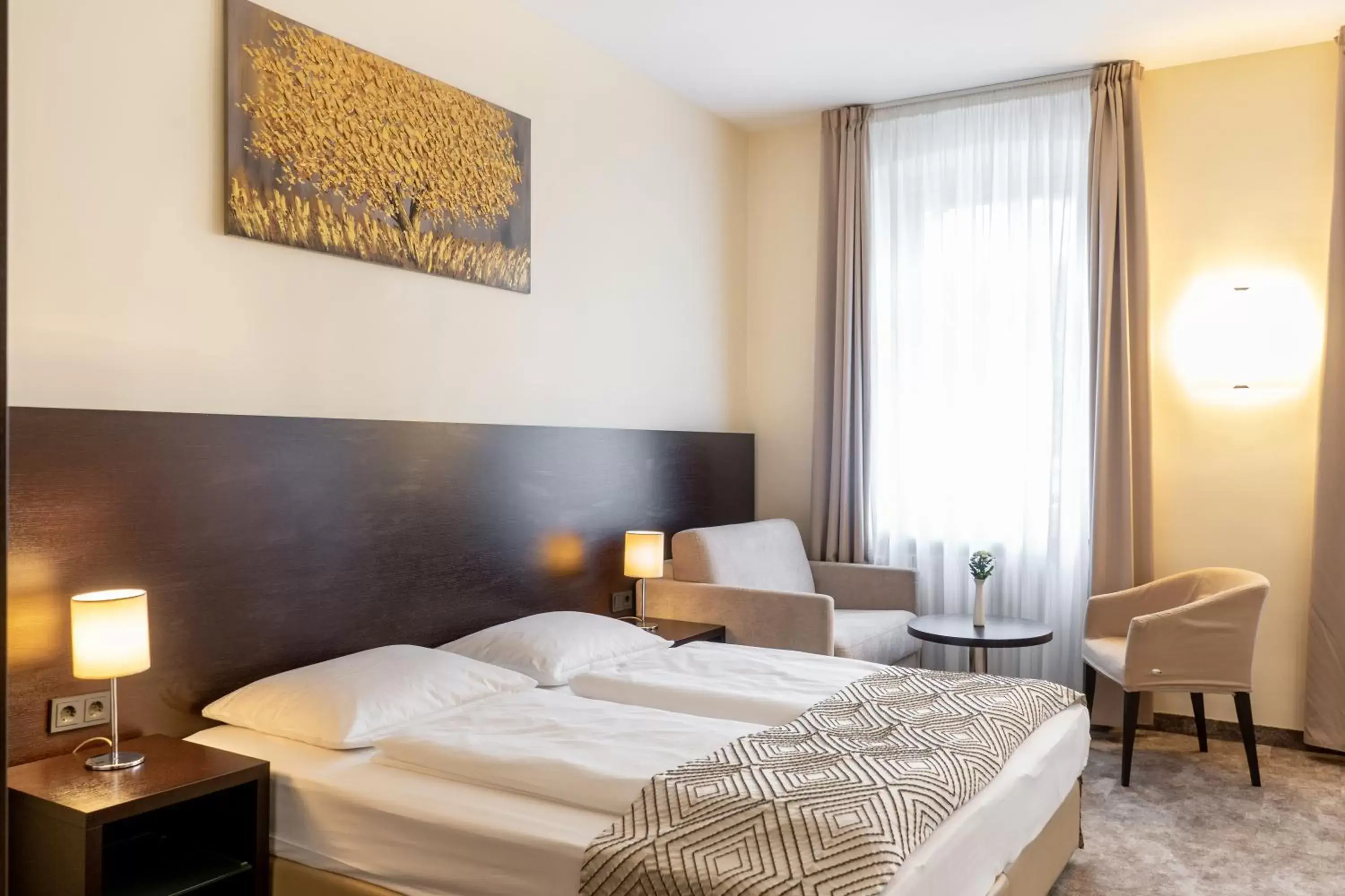 Deluxe Double Room with Balcony in Galerie Hotel Deluxe Double Room with Balcony in Galerie Hotel