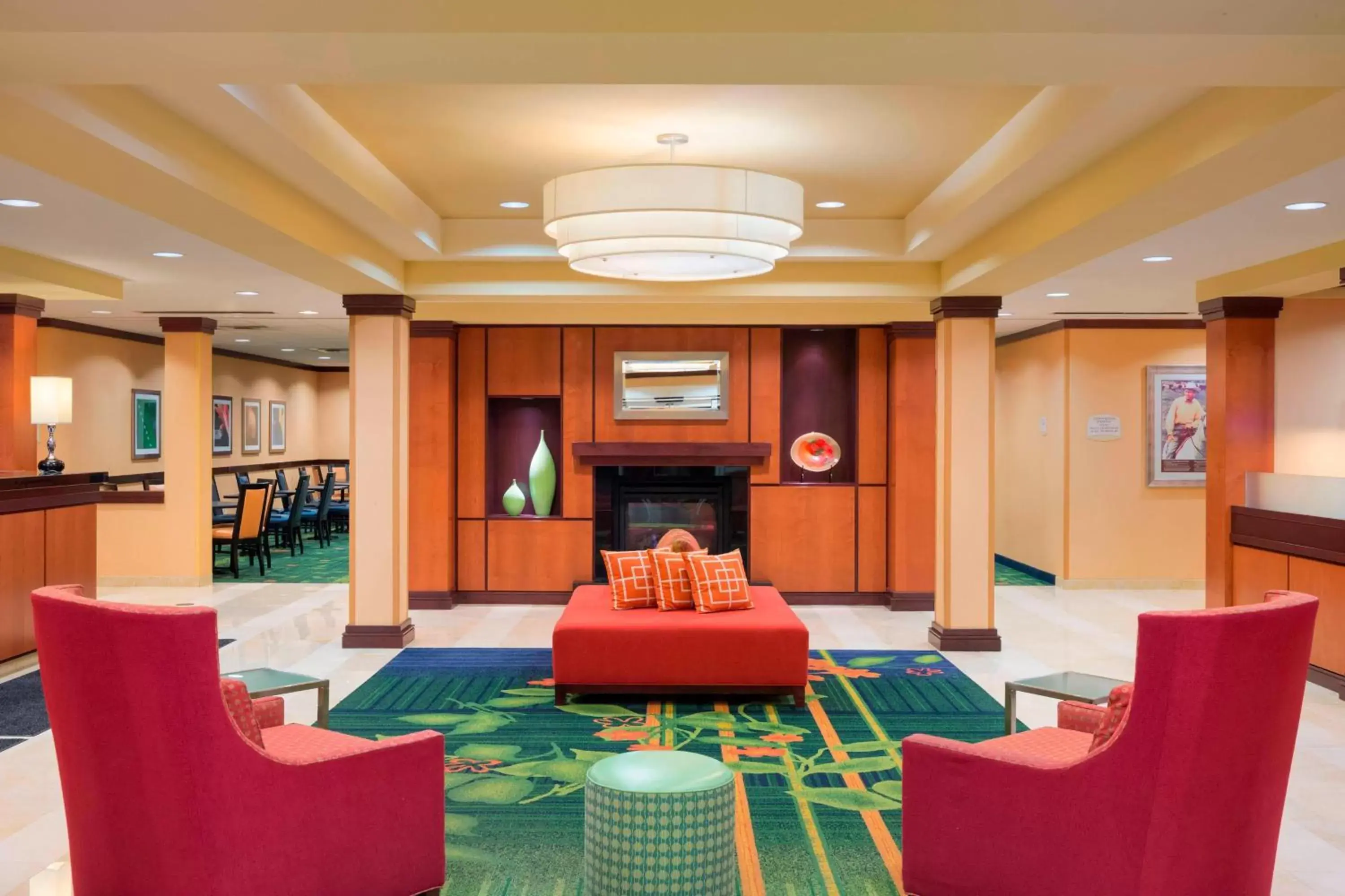 Lobby or reception in Fairfield Inn & Suites Huntingdon Raystown Lake