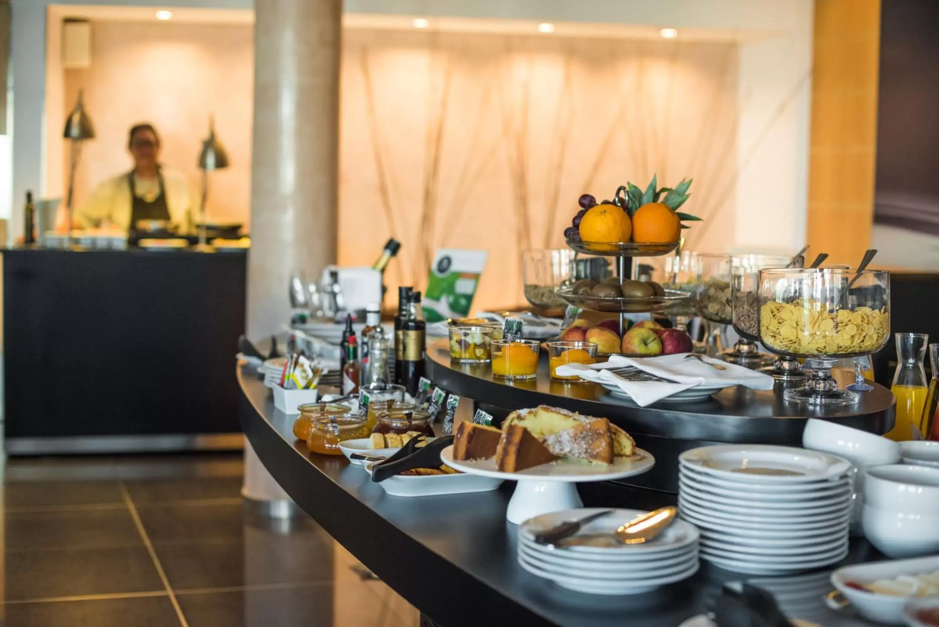 Buffet breakfast in Vila Gale Collection Praia