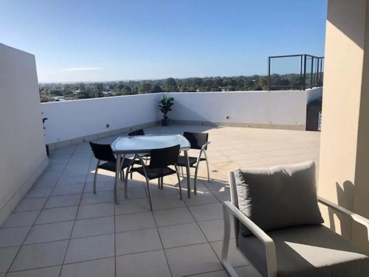 Property building, Balcony/Terrace in Grand Mercure Allegra Hervey Bay