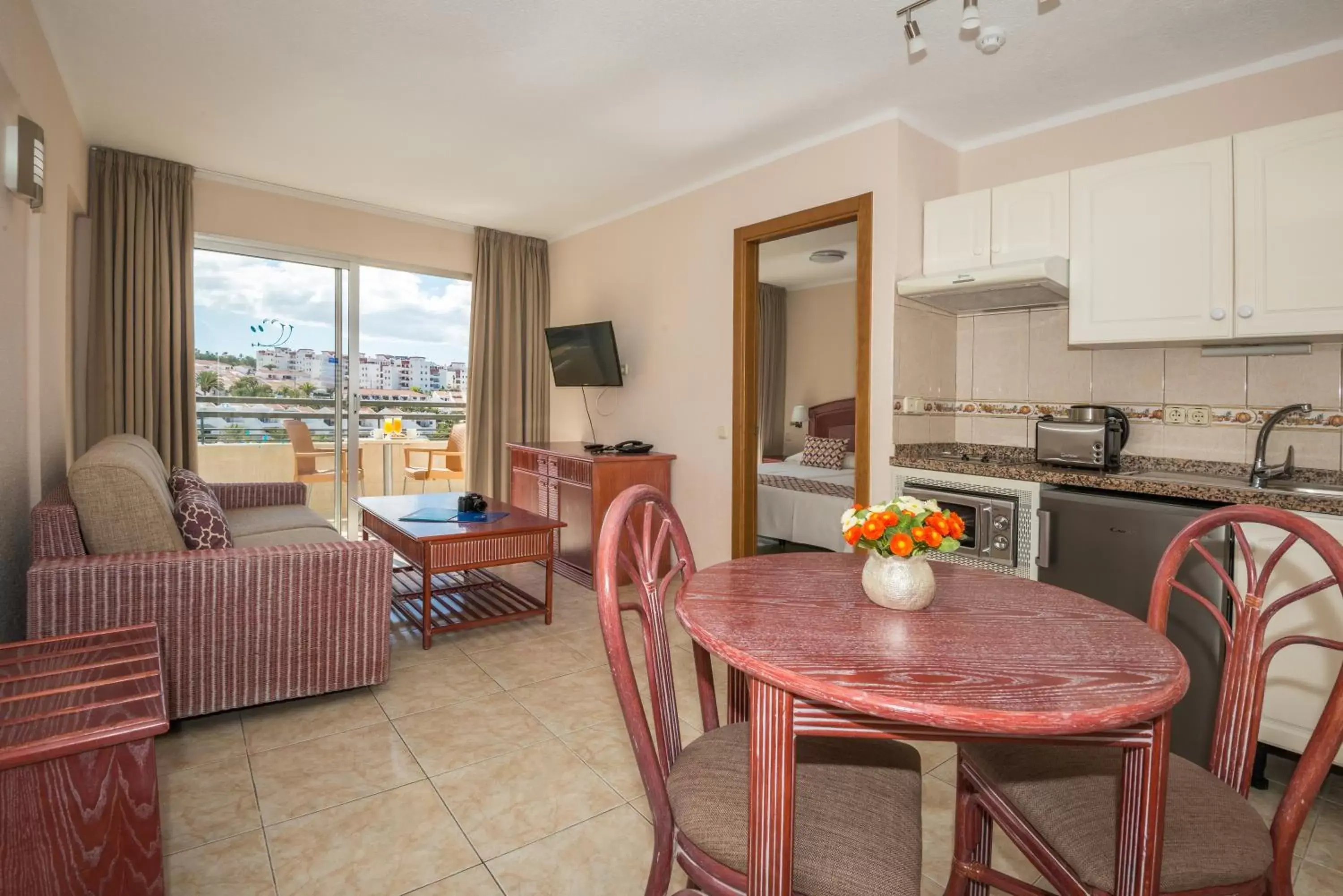 Dining Area in HOVIMA Santa María