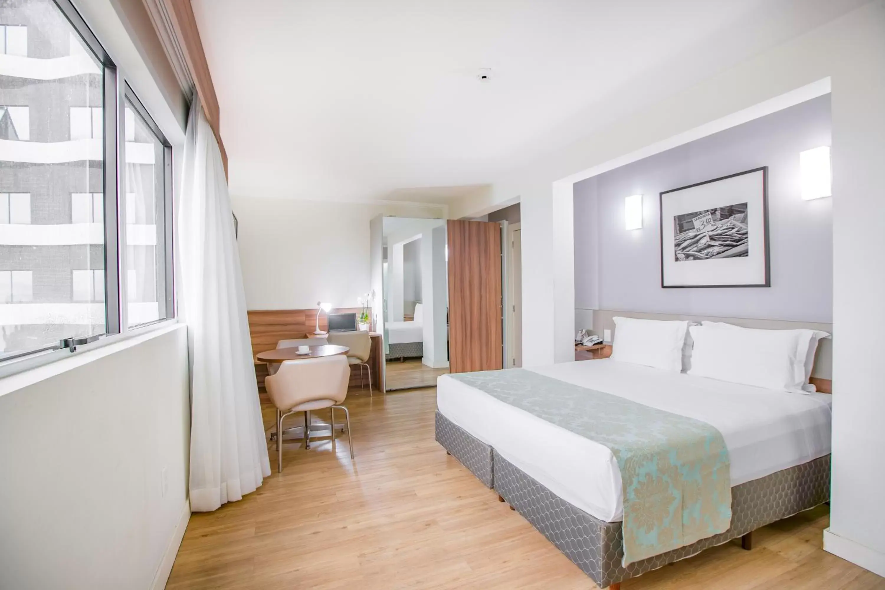 Photo of the whole room, Bed in Iate Hotel Centro Florianópolis Photo of the whole room, Bed in Iate Hotel Centro Florianópolis