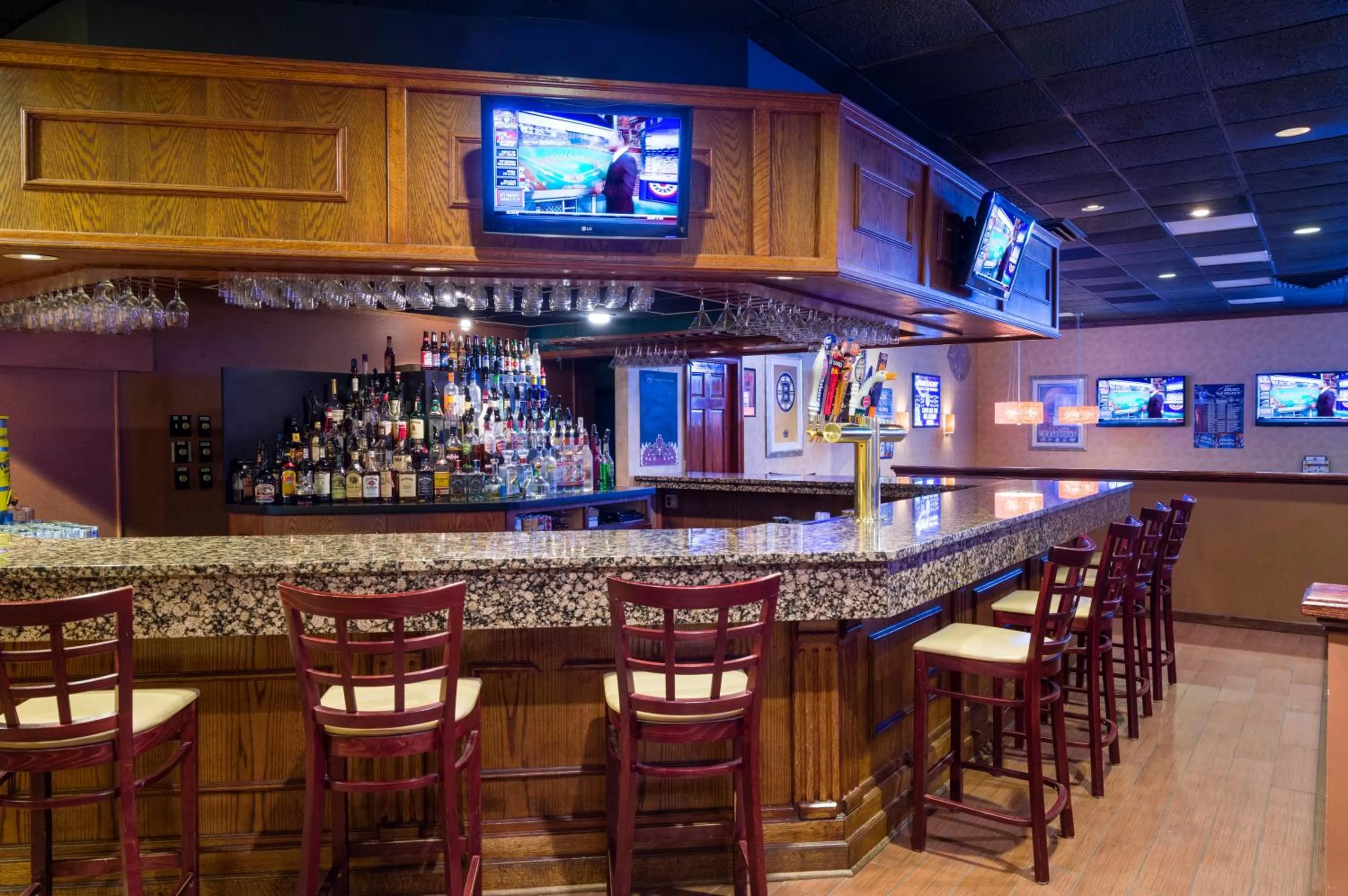 Lounge or bar in Holiday Inn Norwich by IHG