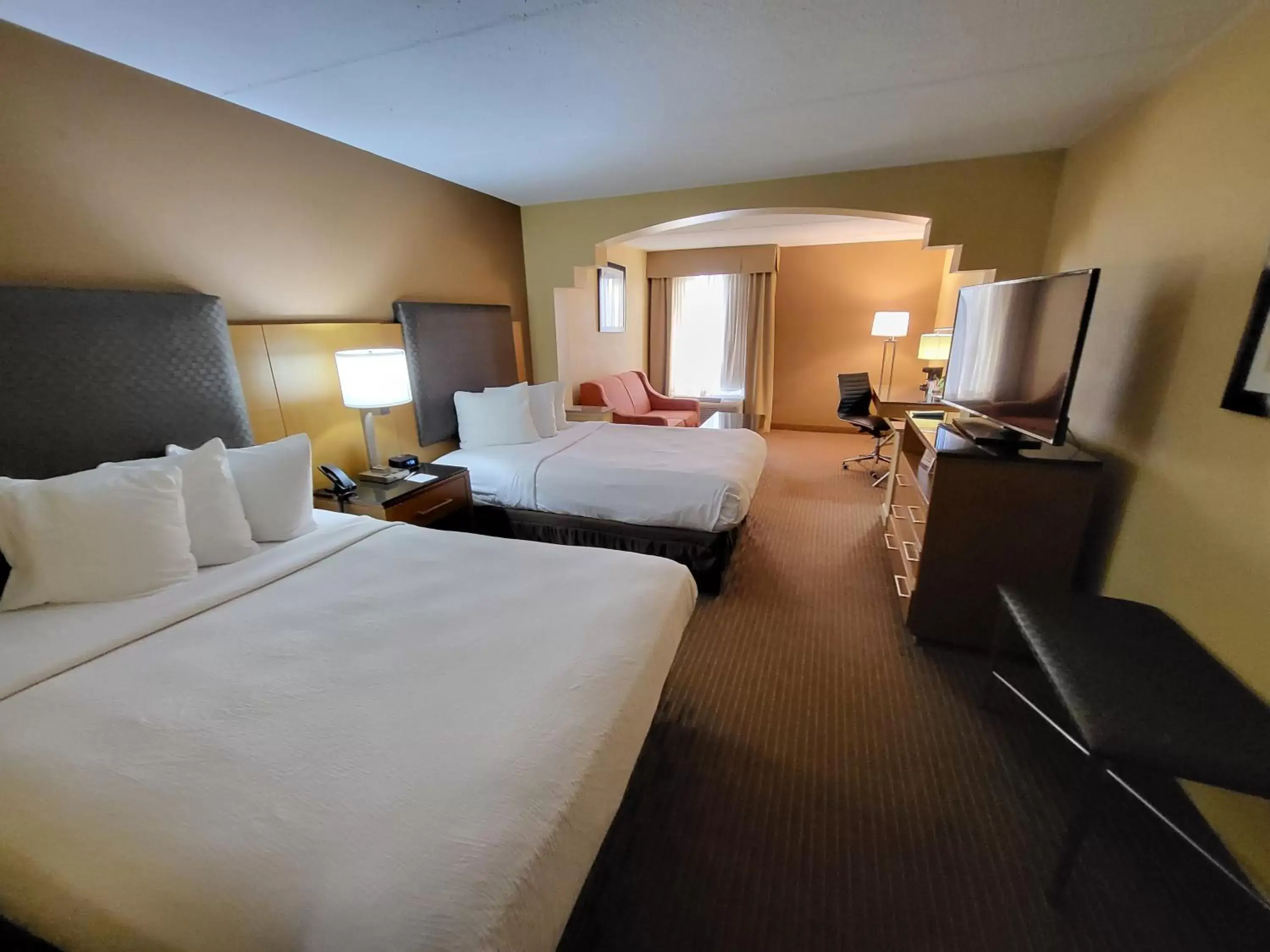 Bed in Wingate by Wyndham Greensboro-Coliseum