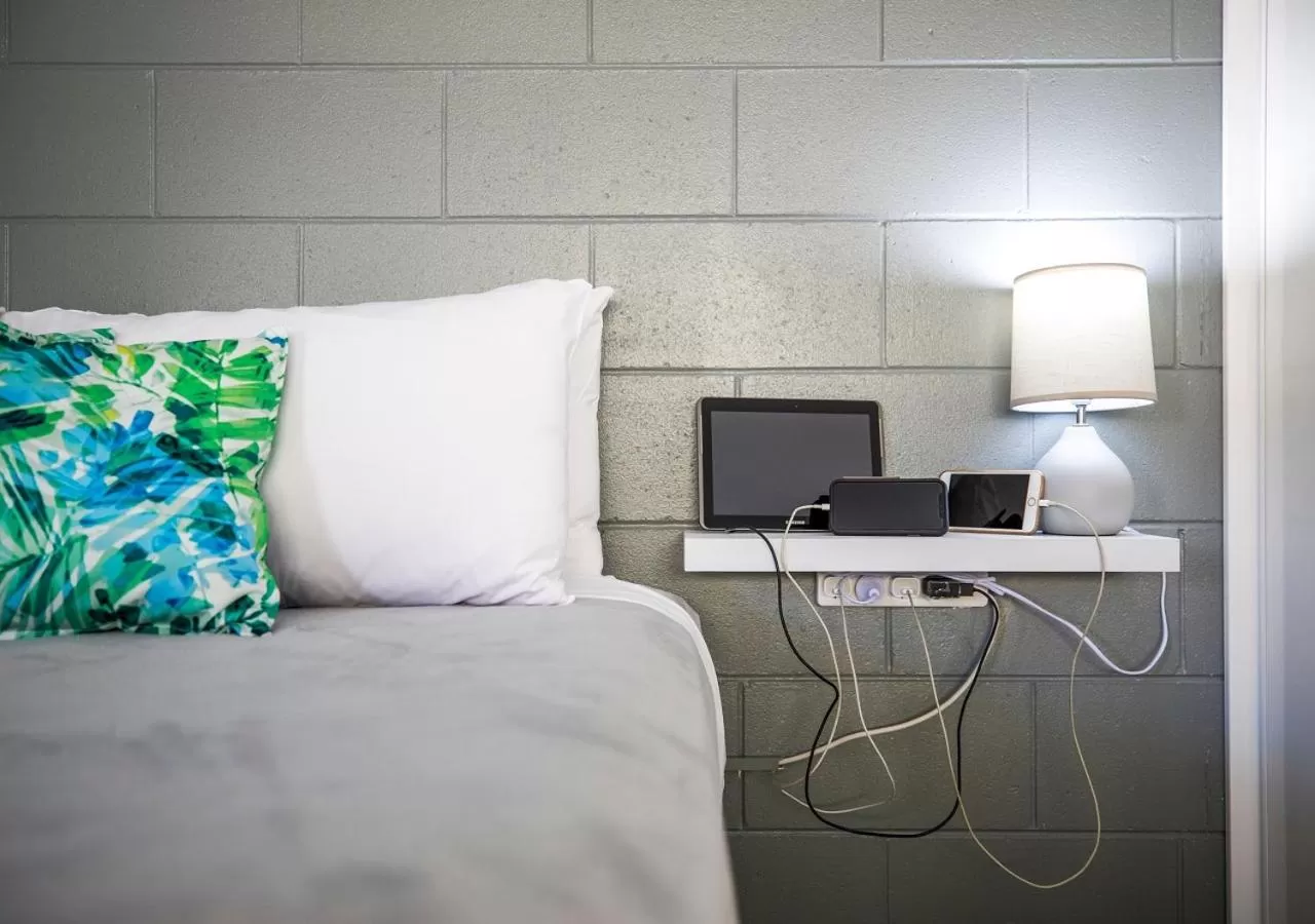 TV and multimedia, Bed in Banjo Paterson Motor Inn