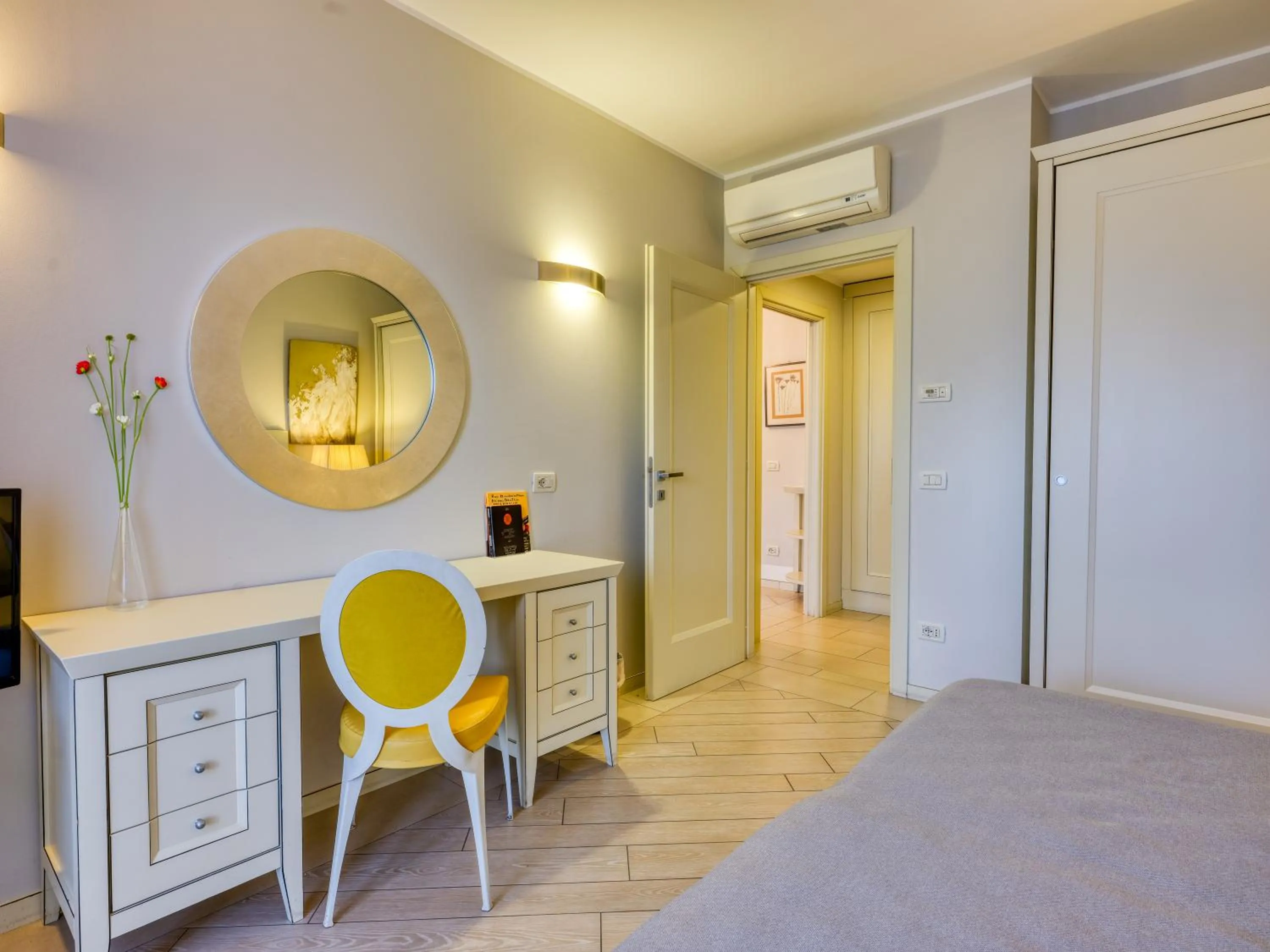 Bedroom, Bed in Parc Hotel Germano Suites & Apartments