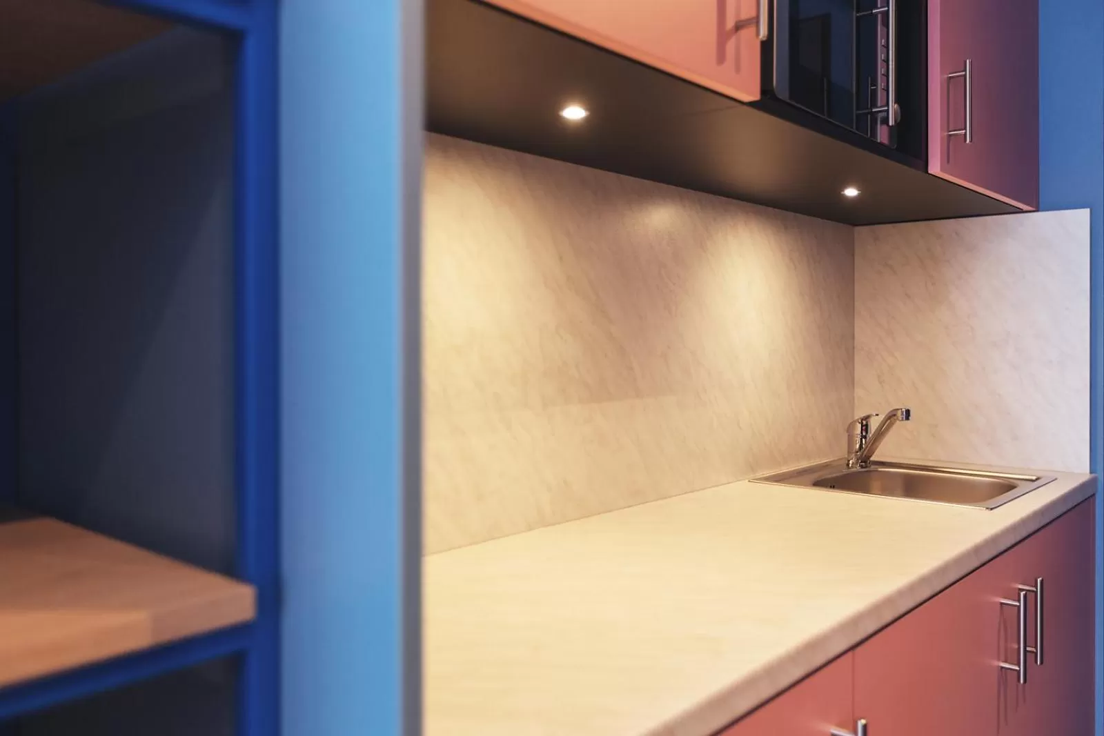 Staff in Holiday Inn - the niu, Belt Frankfurt Eschborn by IHG