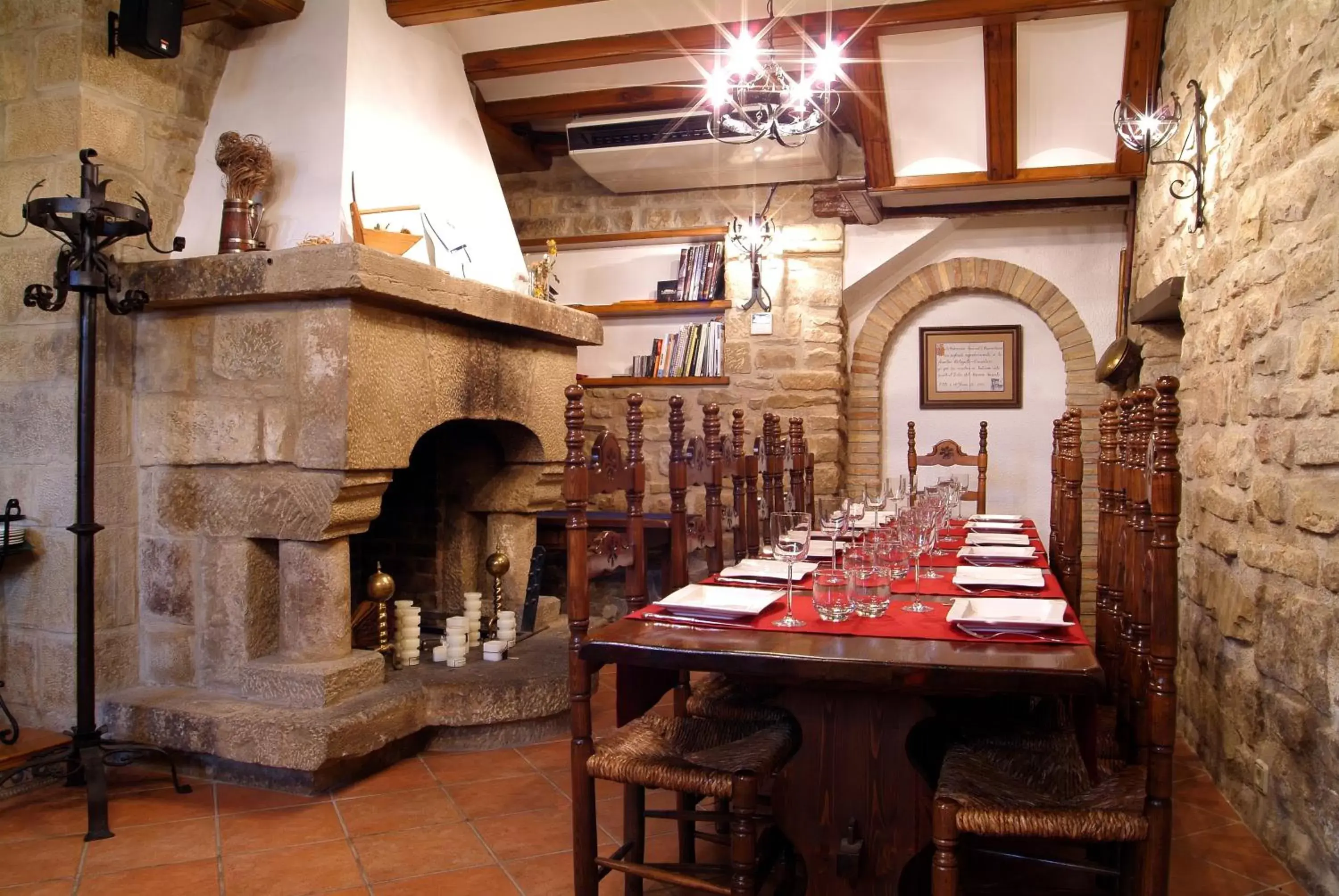 Restaurant/places to eat in Hotel Merindad de Olite