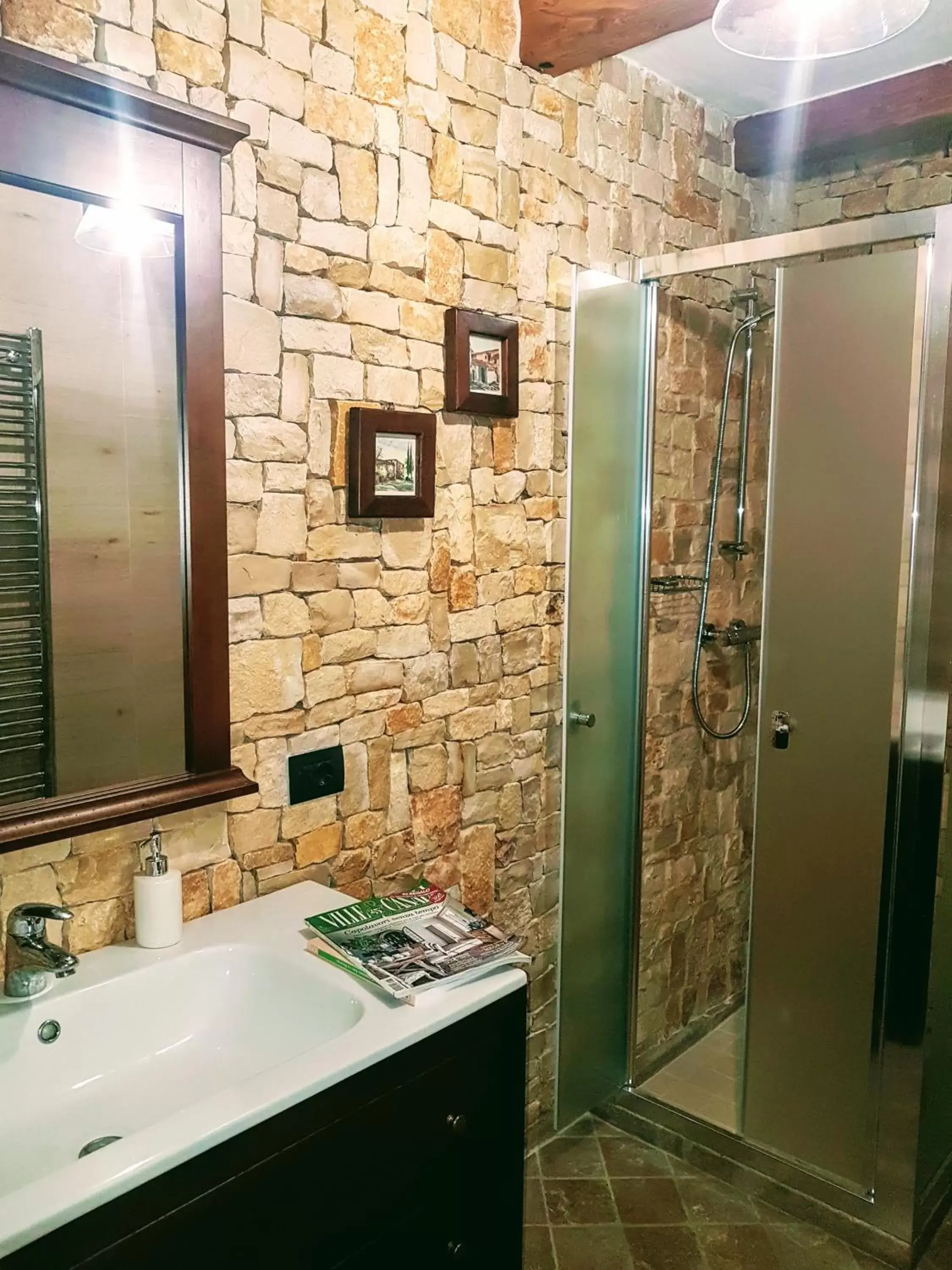 Shower, Bathroom in BORGO LUNA