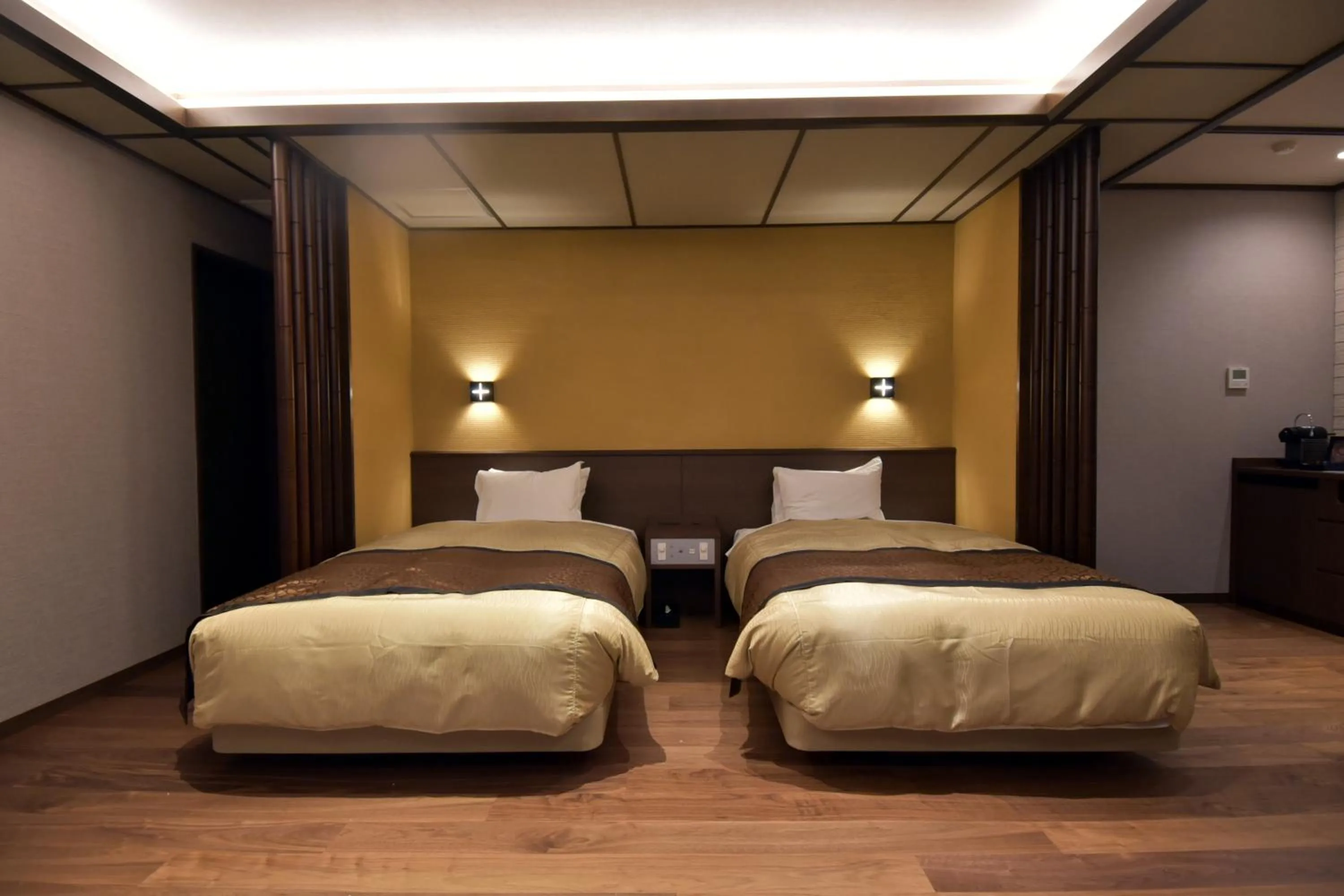 Bedroom, Bed in Arima Onsen Taketoritei Maruyama