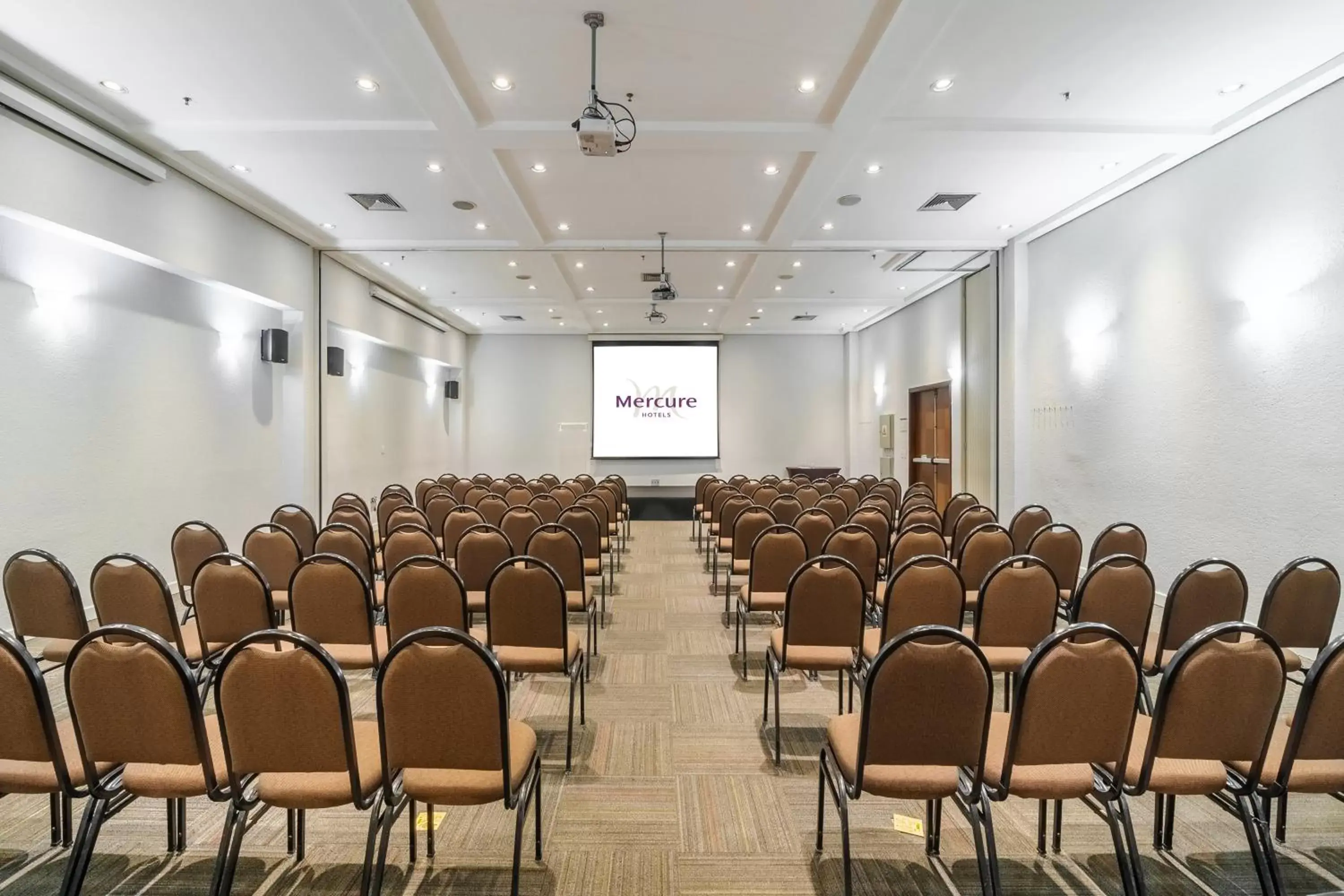 Business facilities in Mercure Guarulhos Aeroporto